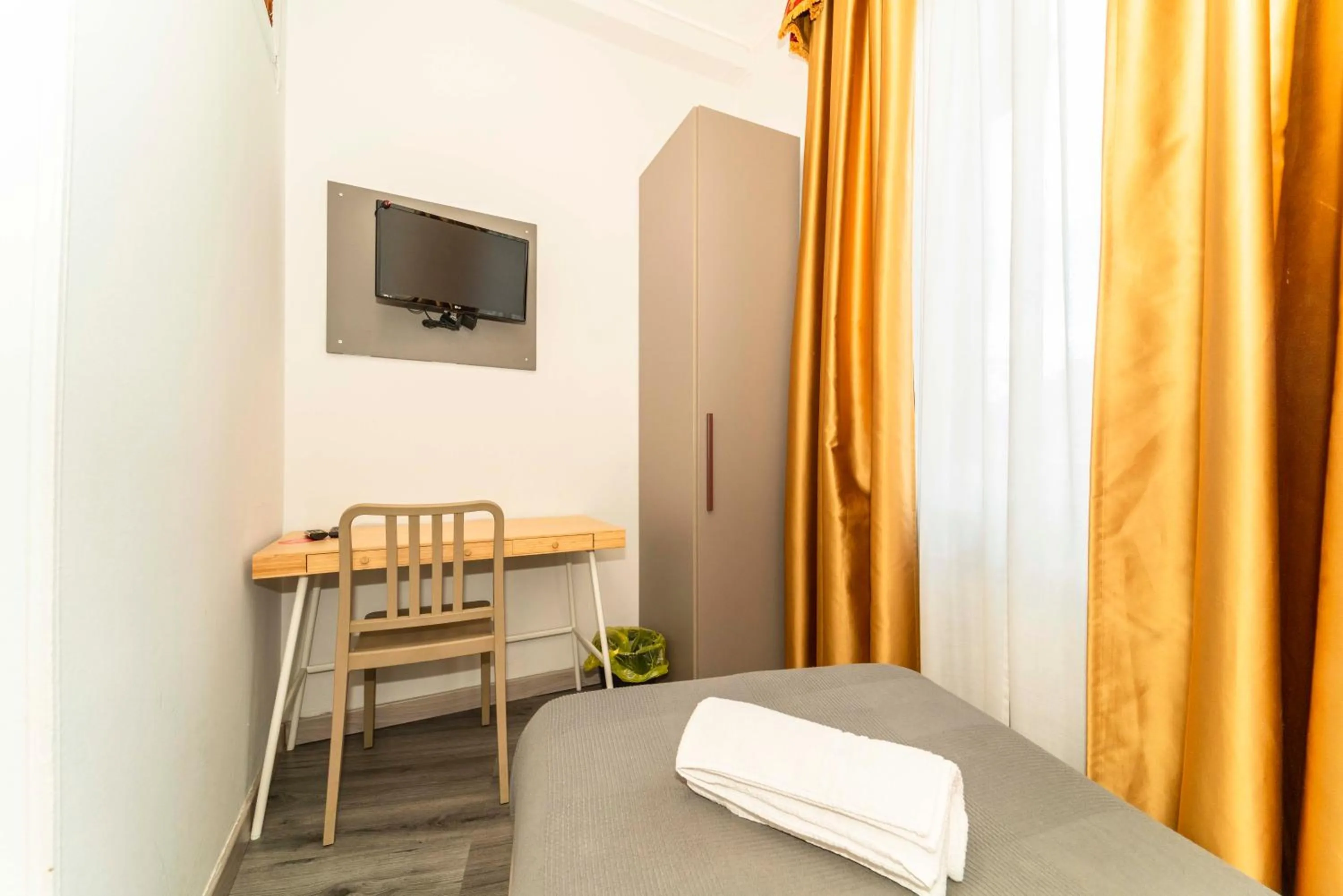 Bed in Hotel Cristallo Torino