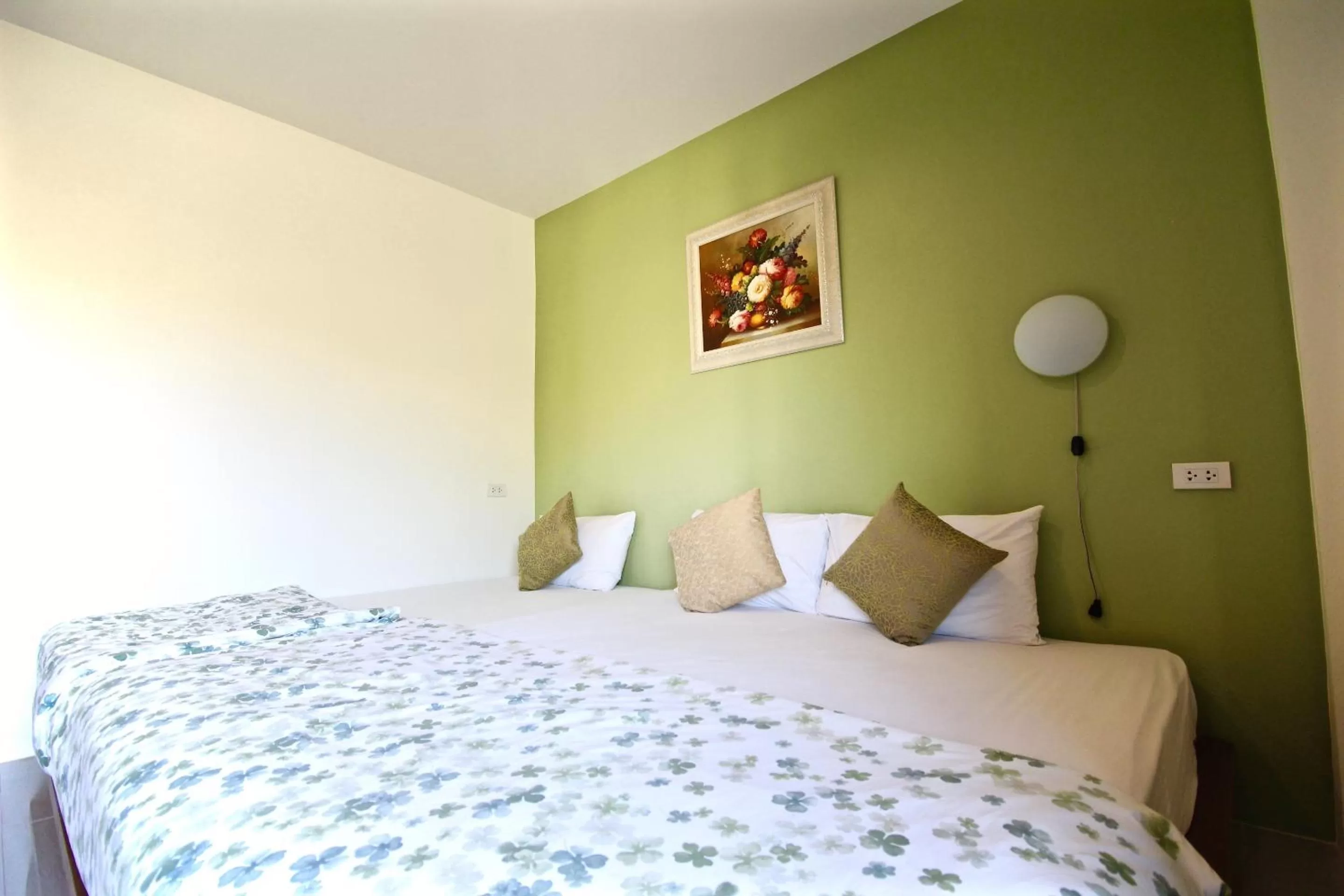 Bedroom, Bed in Green Apple Villa