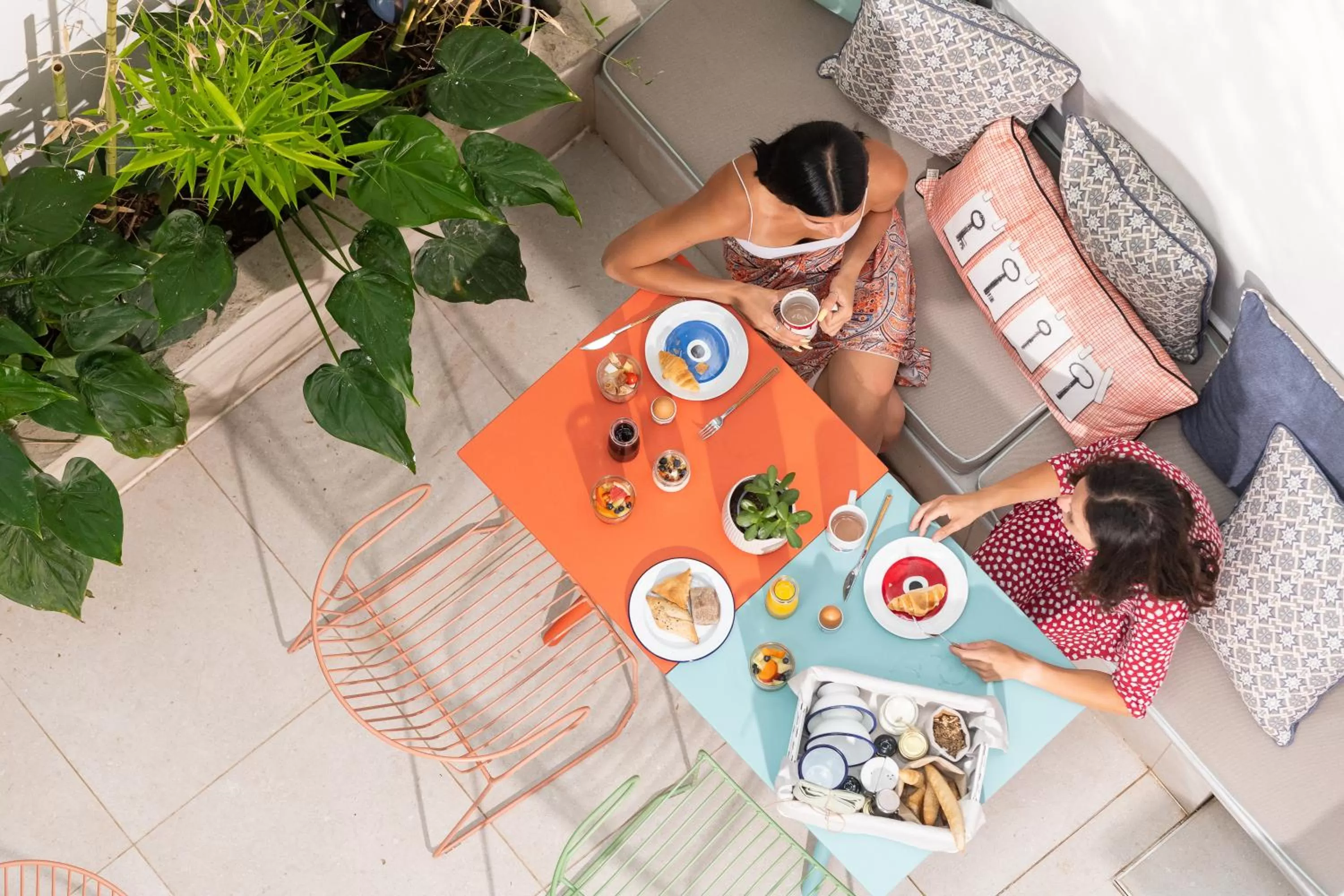 Restaurant/places to eat in Alkima Athens Wellness Stay