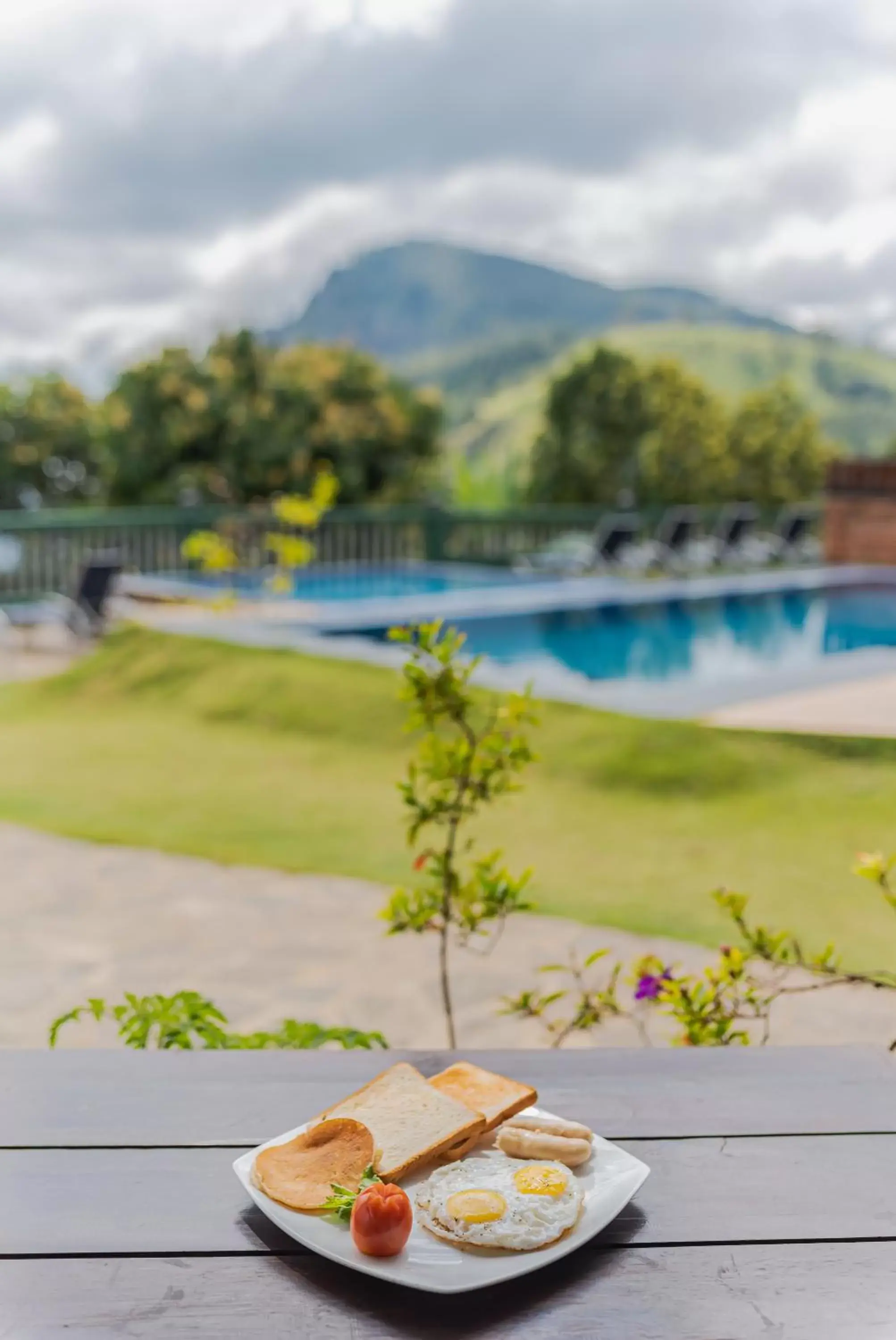 Swimming pool in Ravana Range Ella Swimming pool in Ravana Range Ella