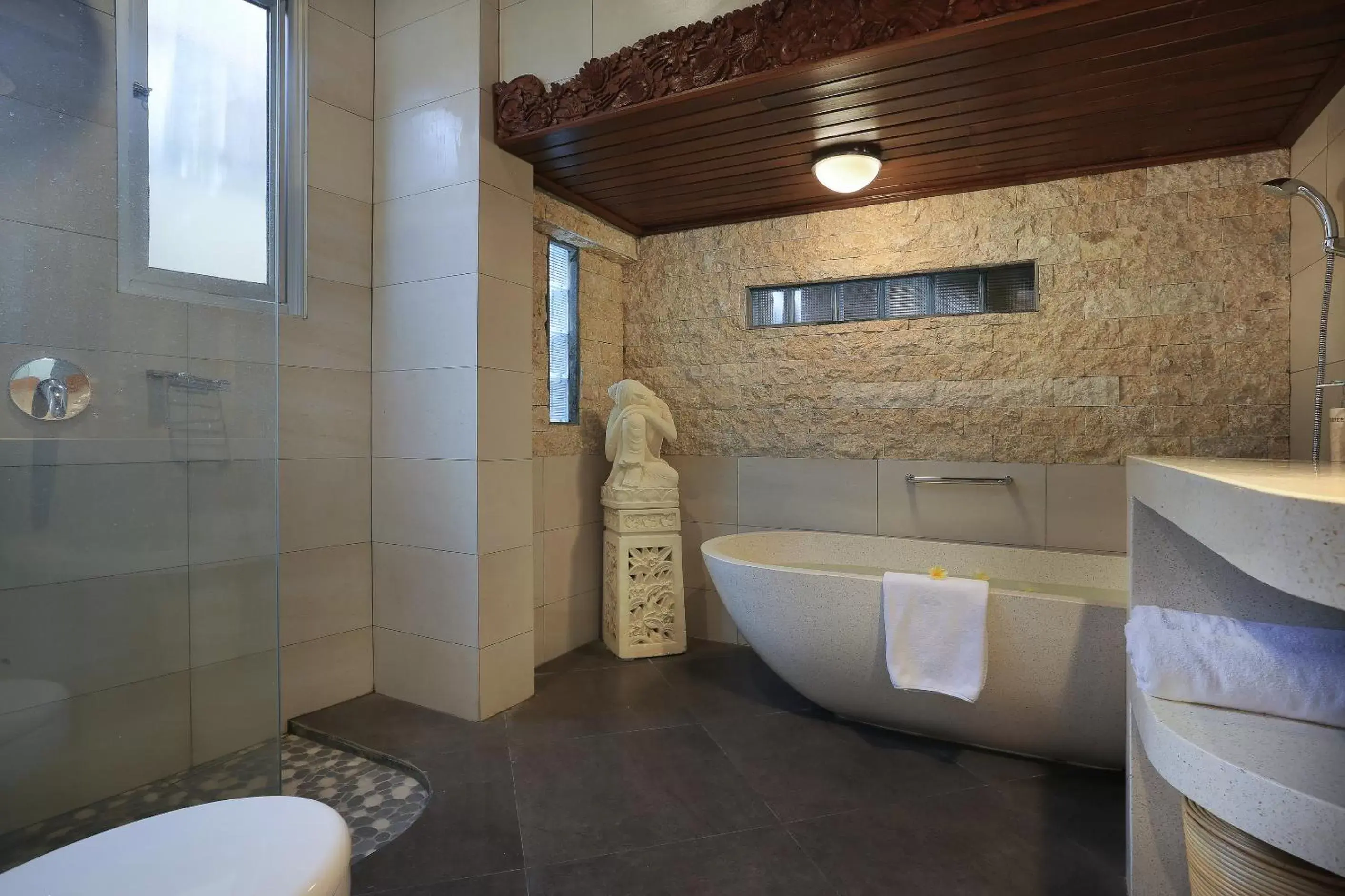 Shower, Bathroom in Ketut's Place Villas Ubud