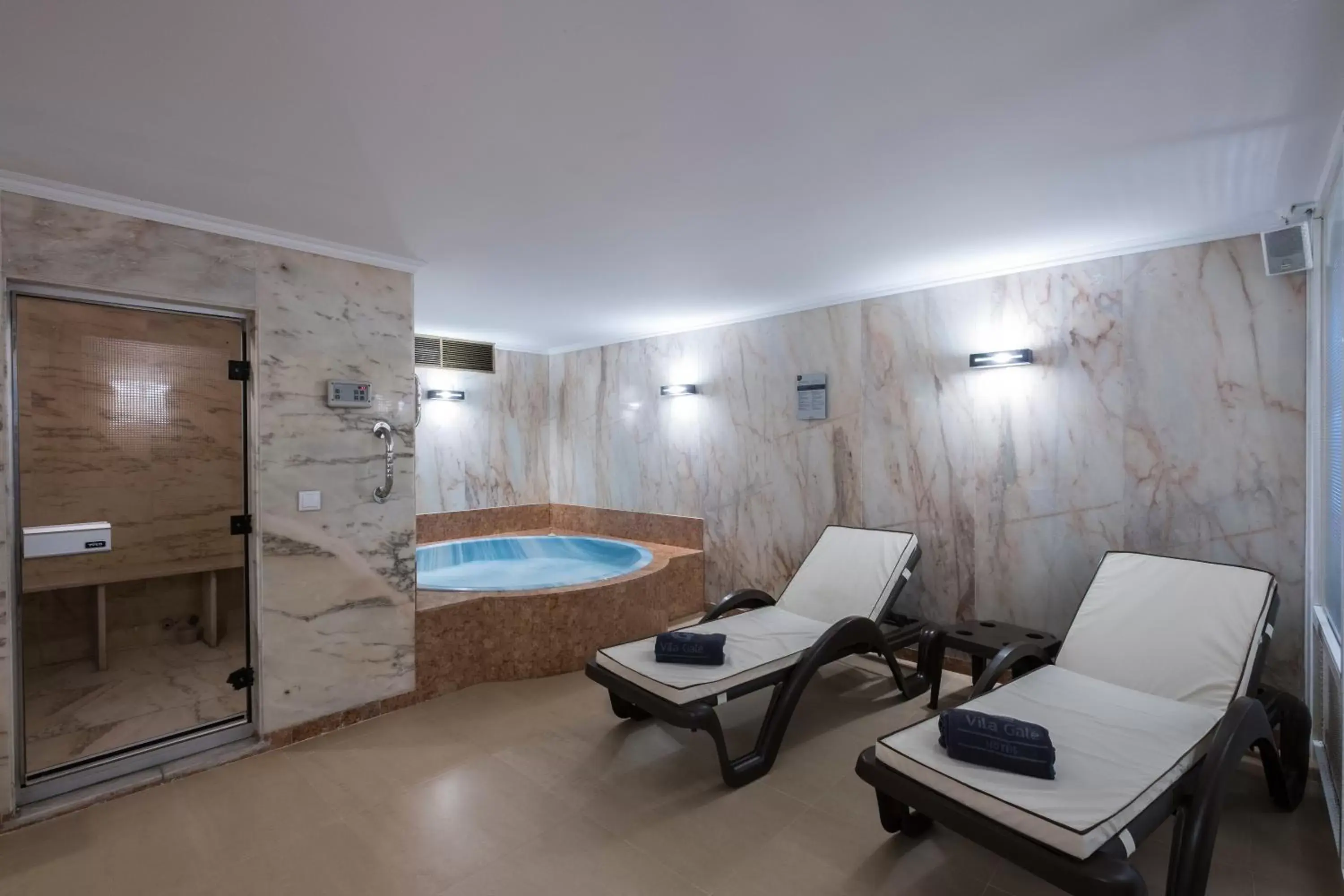 Hot Tub, Spa/Wellness in Vila Gale Estoril - Adults Friendly