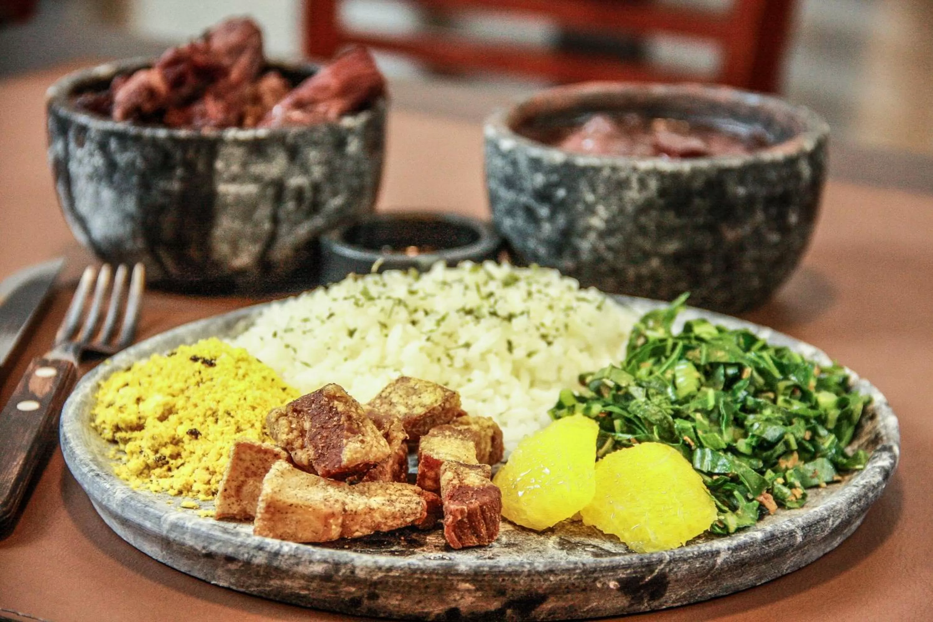 Restaurant/places to eat in Hotel Itamarati Centro-República