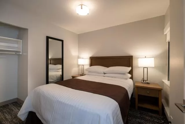 Bed in George Point Inn