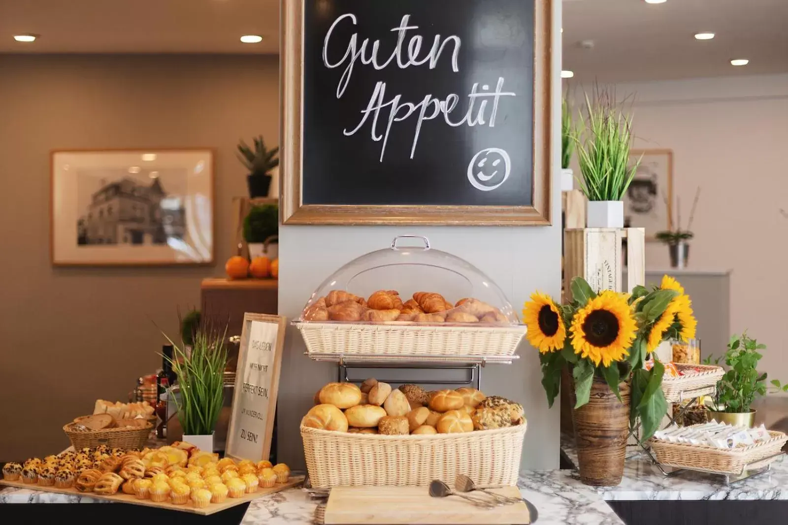 Breakfast in Novum Hotel Bruy