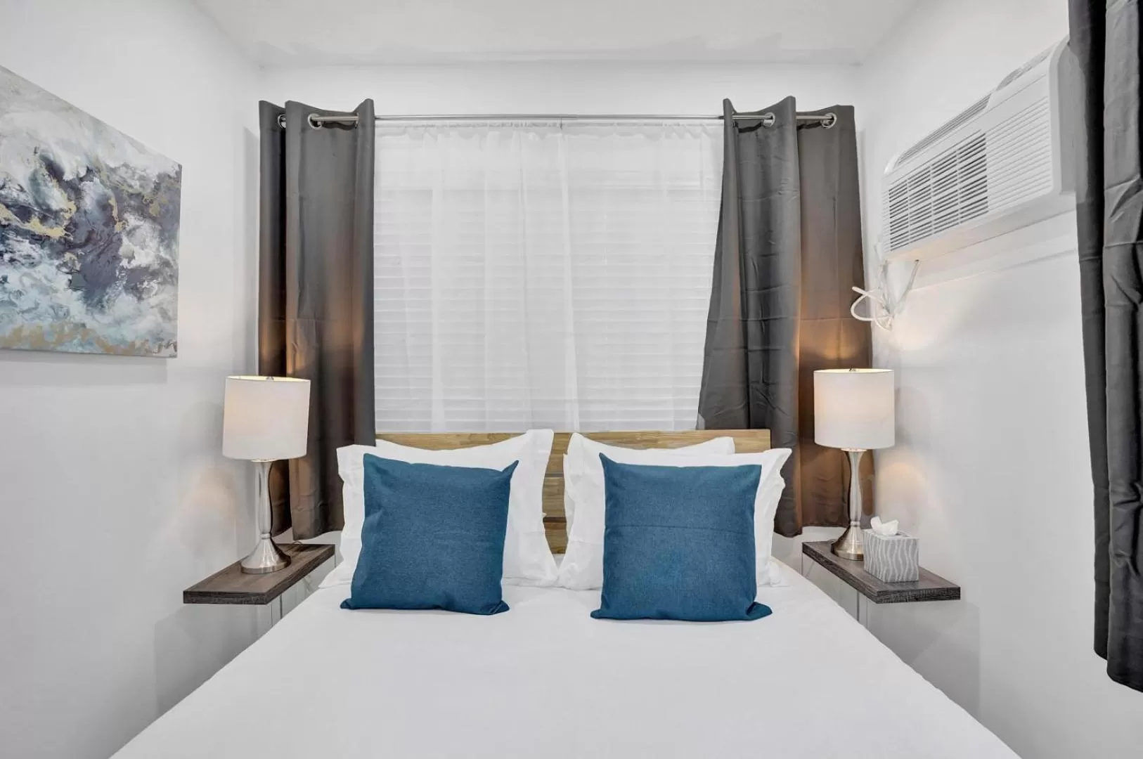 Other, Bed in Fillmore Suits