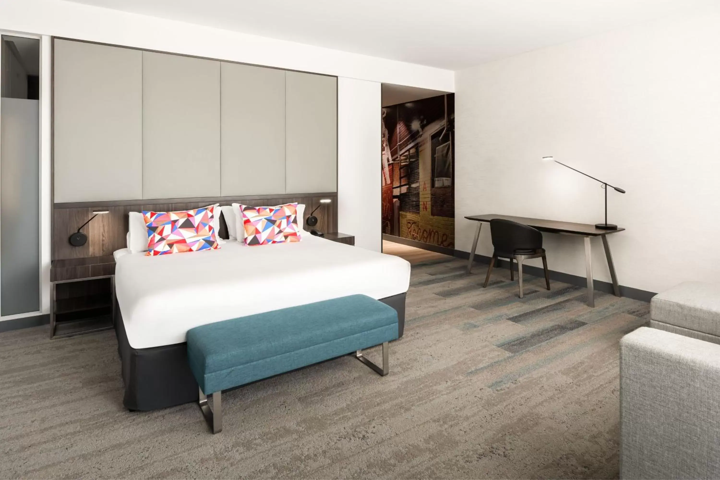 Photo of the whole room, Bed in Aloft Perth