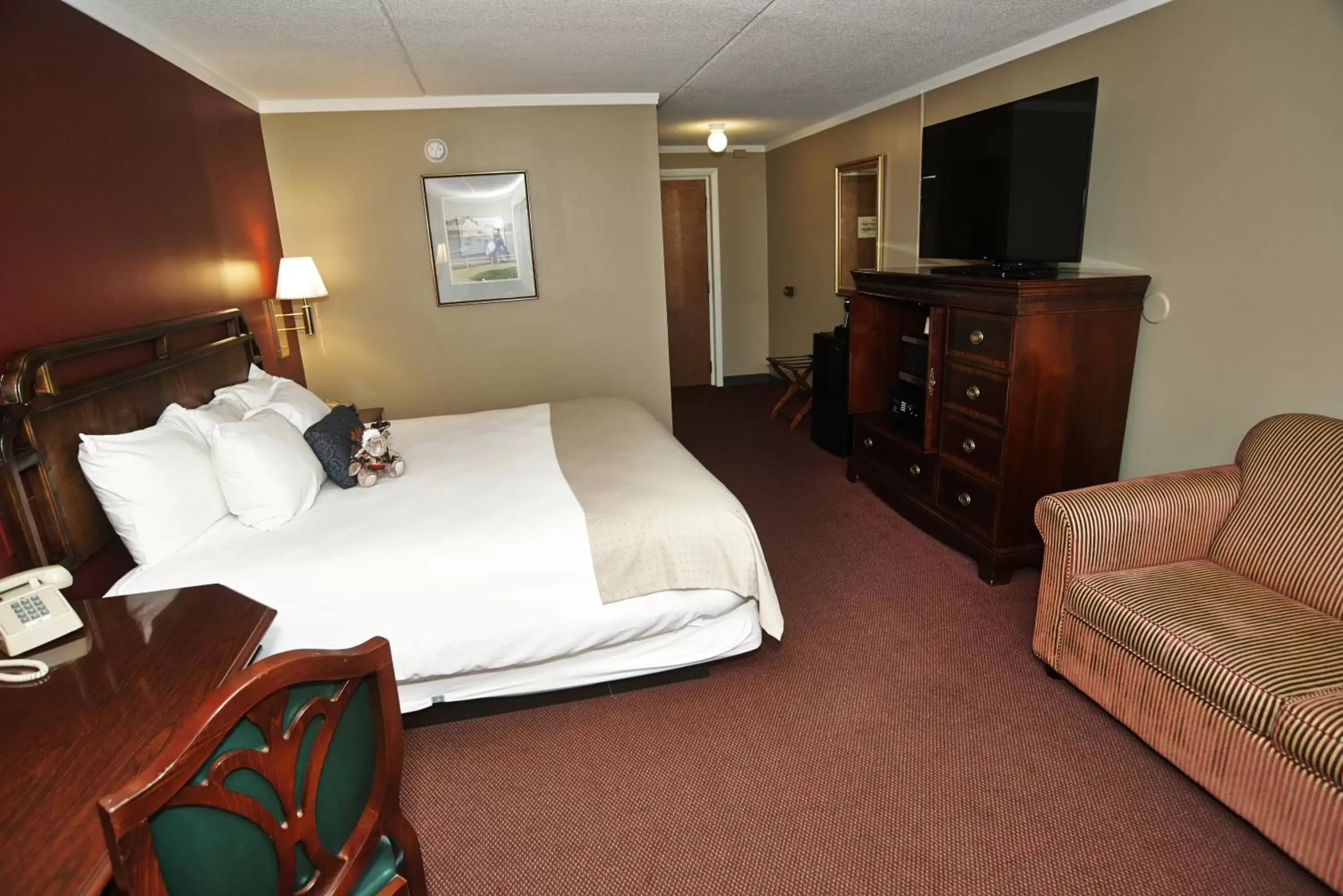 Bedroom, Bed in Fireside Inn & Suites Gilford