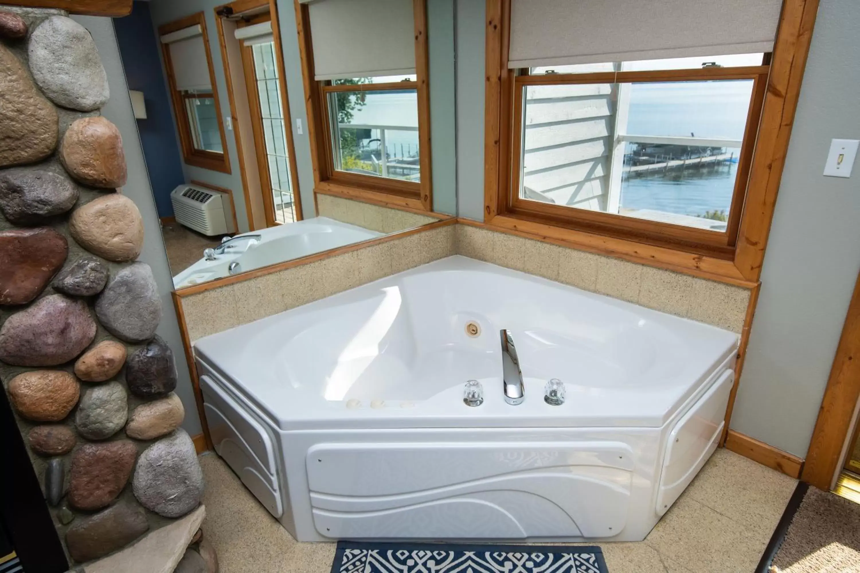 Bathroom in Quarterdeck Resort