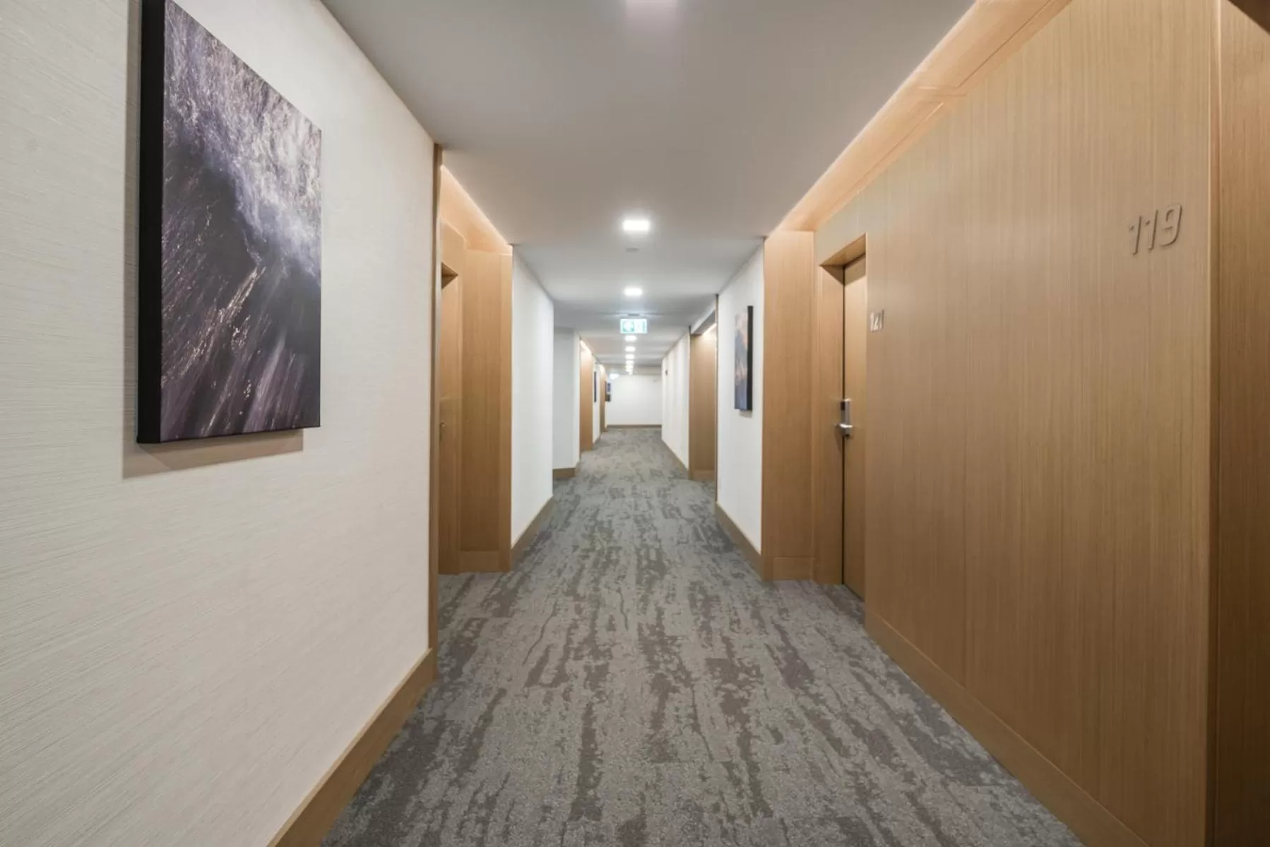 Coast Tsawwassen Inn