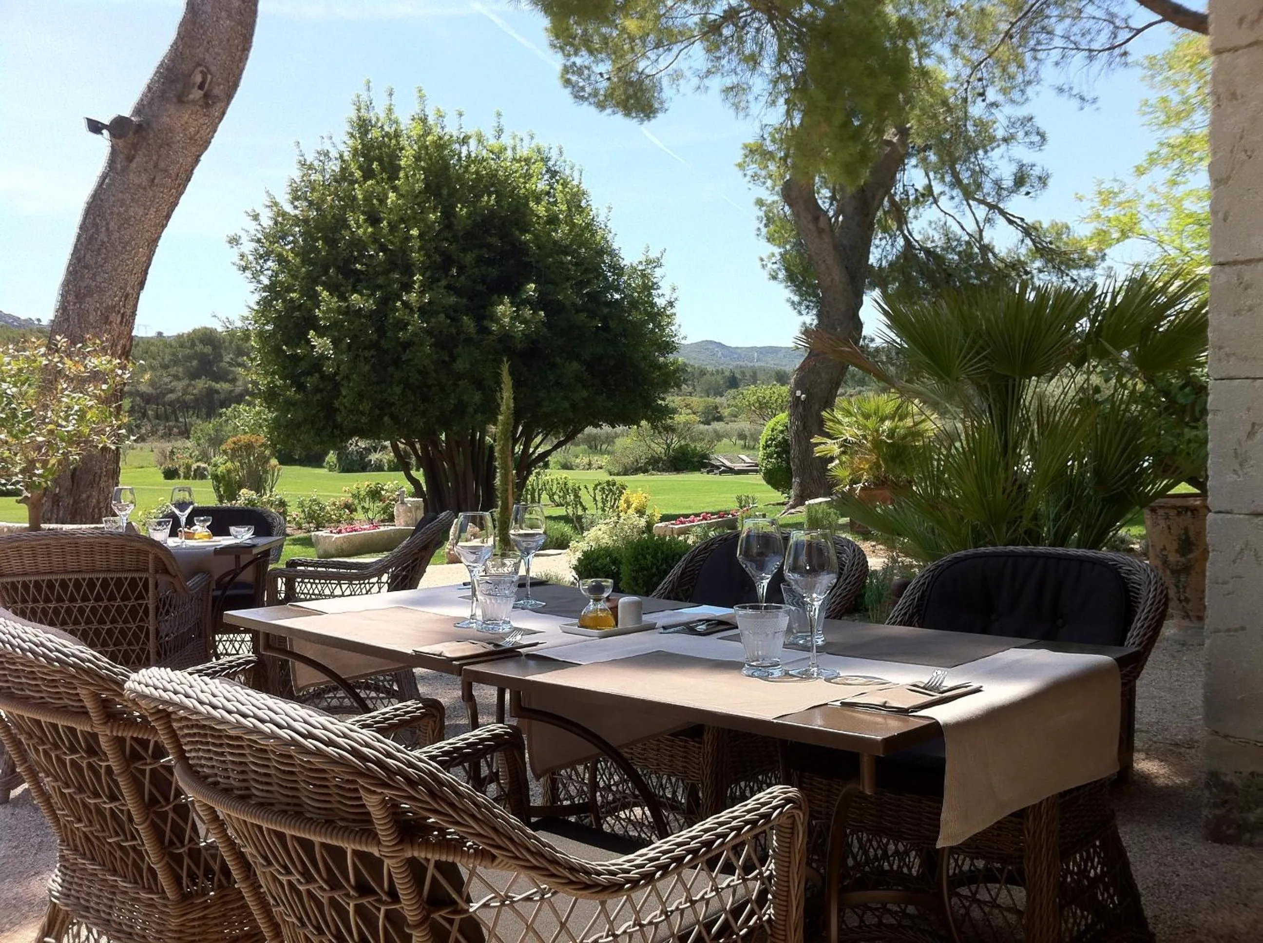 Restaurant/places to eat in Le Mas De La Rose - Teritoria