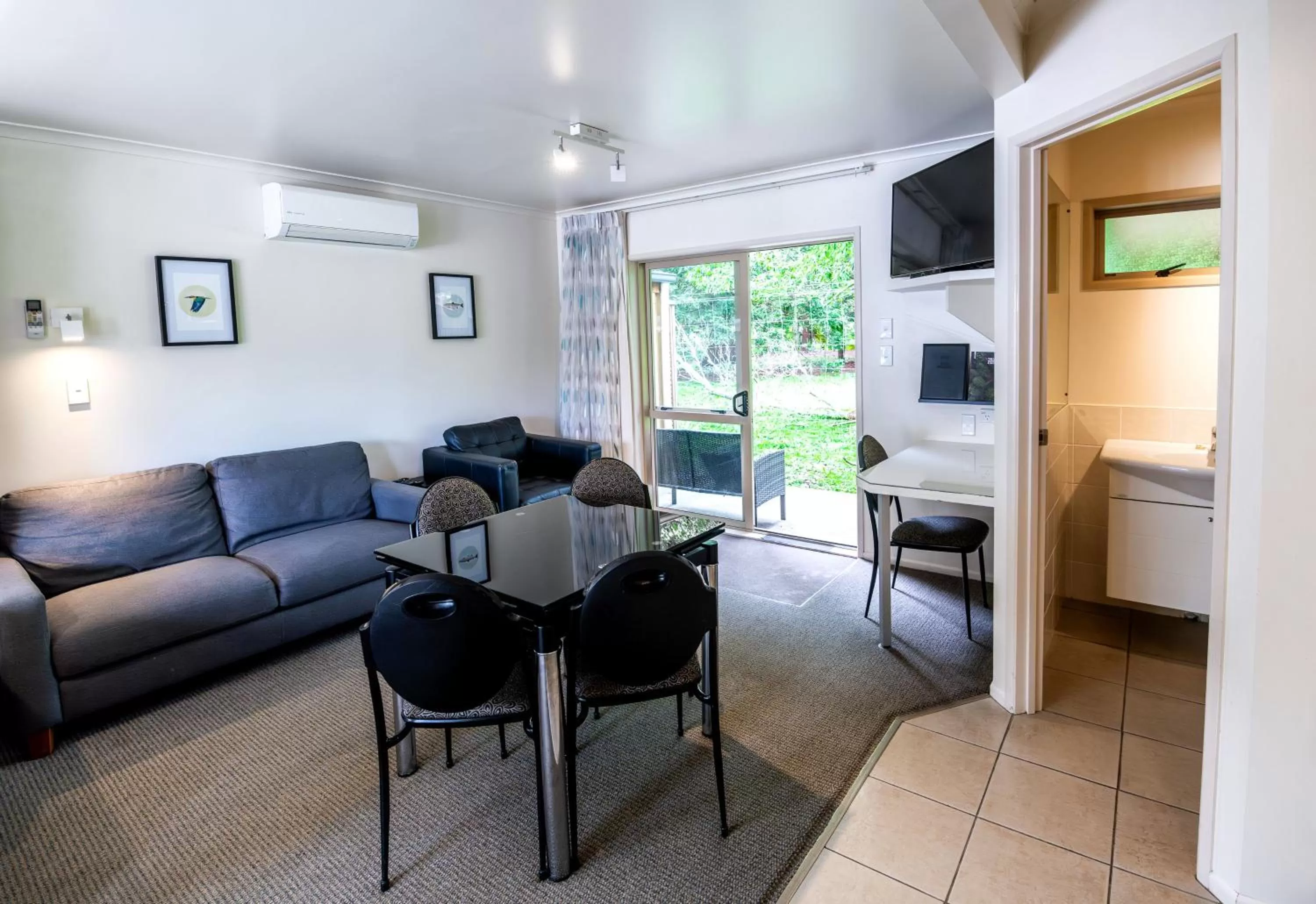 Seating Area in Best Western Braeside Rotorua