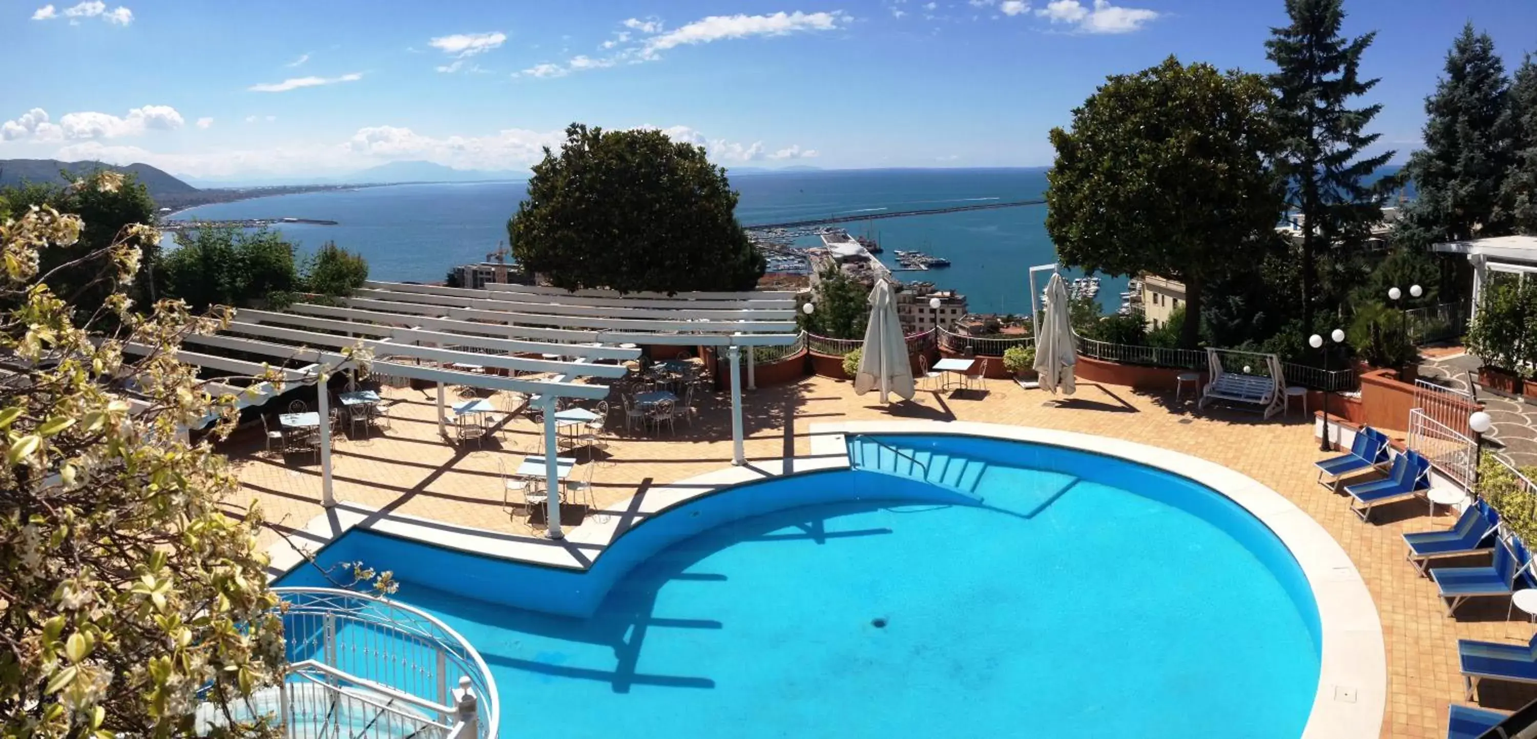 Pool view in Hotel Villa Poseidon & Events