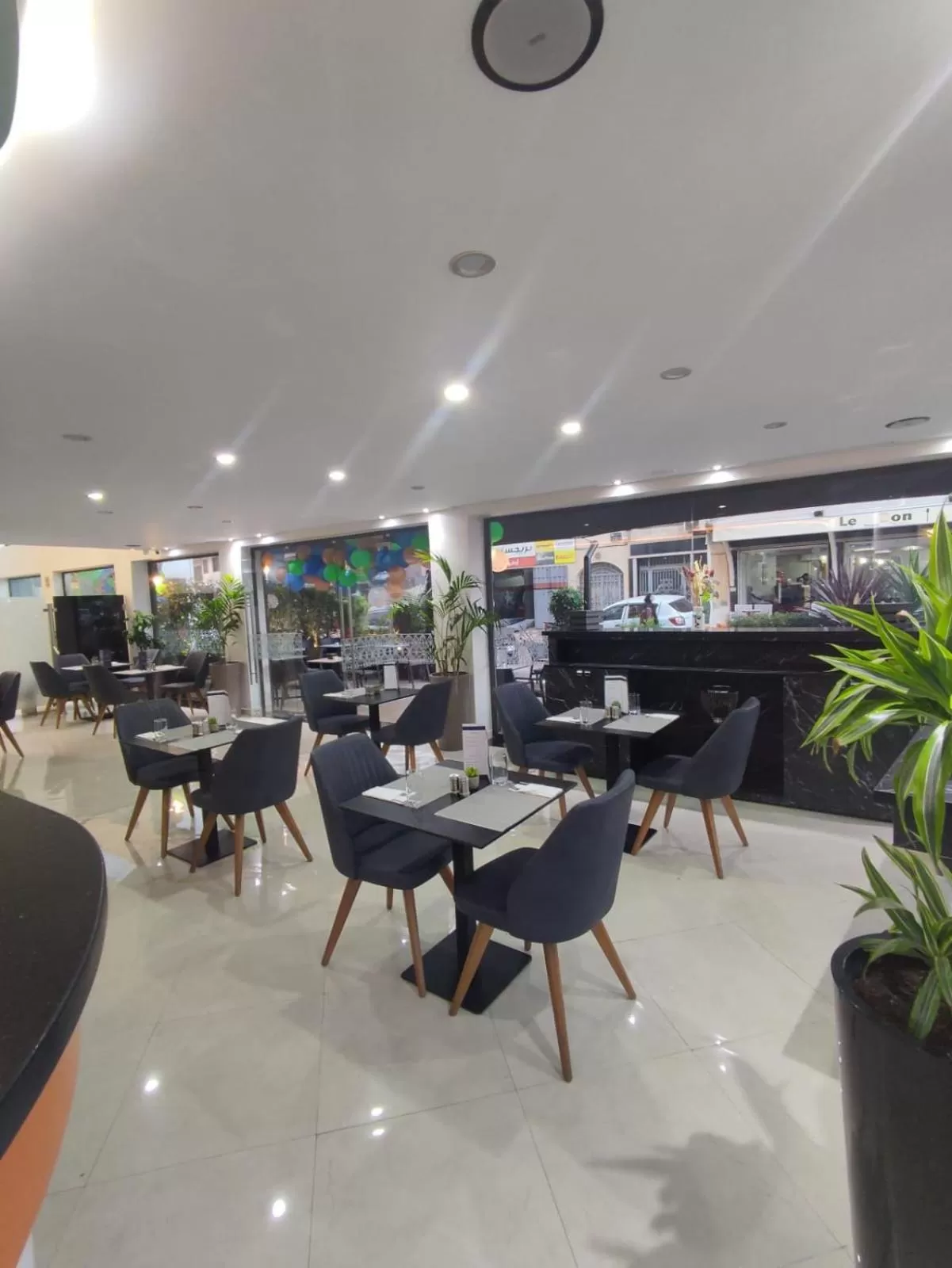 Restaurant/places to eat in LOTUS HOTEL Casanearshore