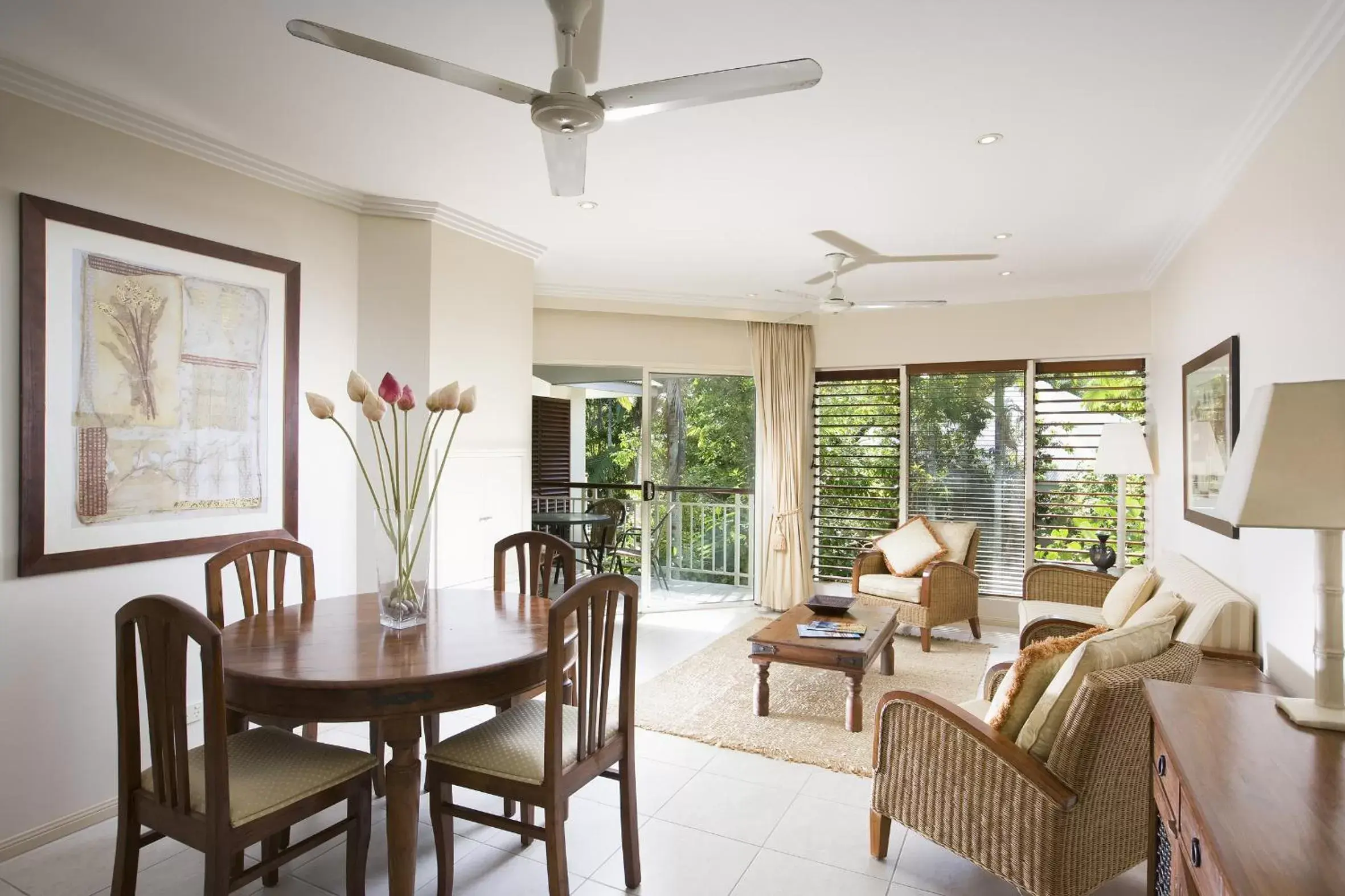Living room, Seating Area in Paradise Links Resort Port Douglas