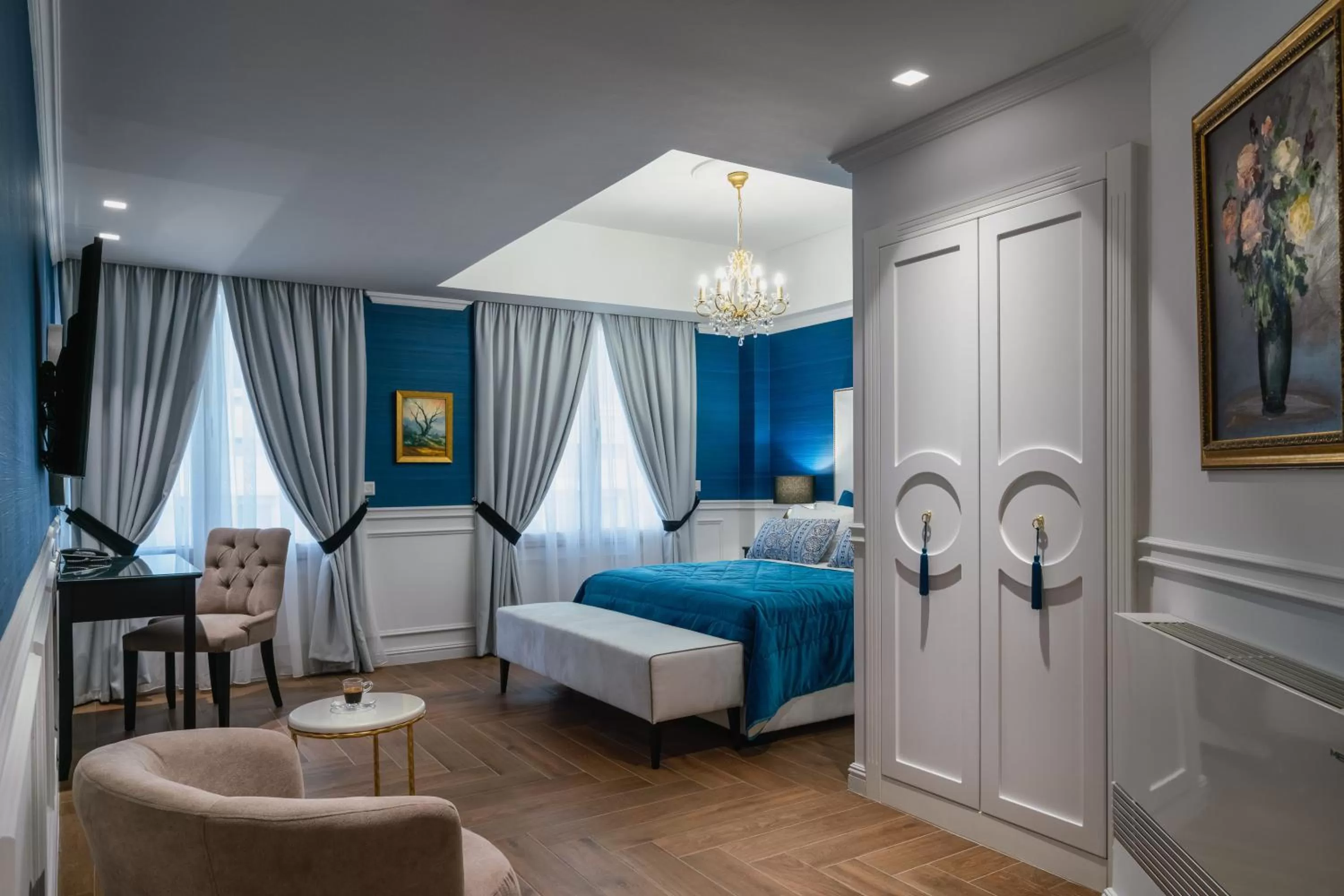 Bed in Evripidou Suites