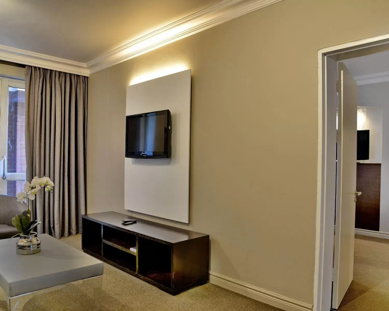 TV and multimedia, TV/Entertainment Center in ANEW Hotel Centurion Pretoria