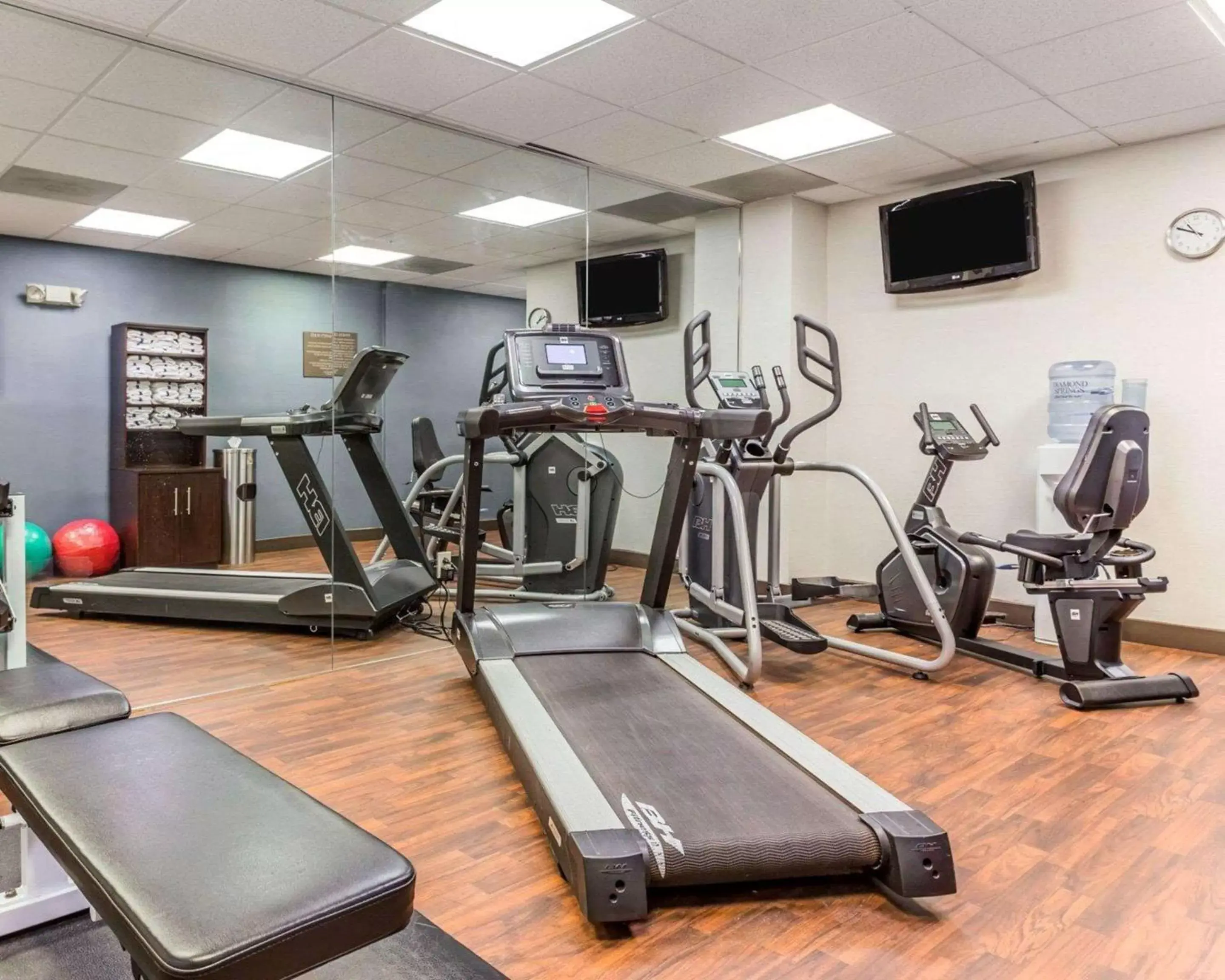 Fitness centre/facilities, Fitness Center/Facilities in Comfort Suites at Isle of Palms Connector