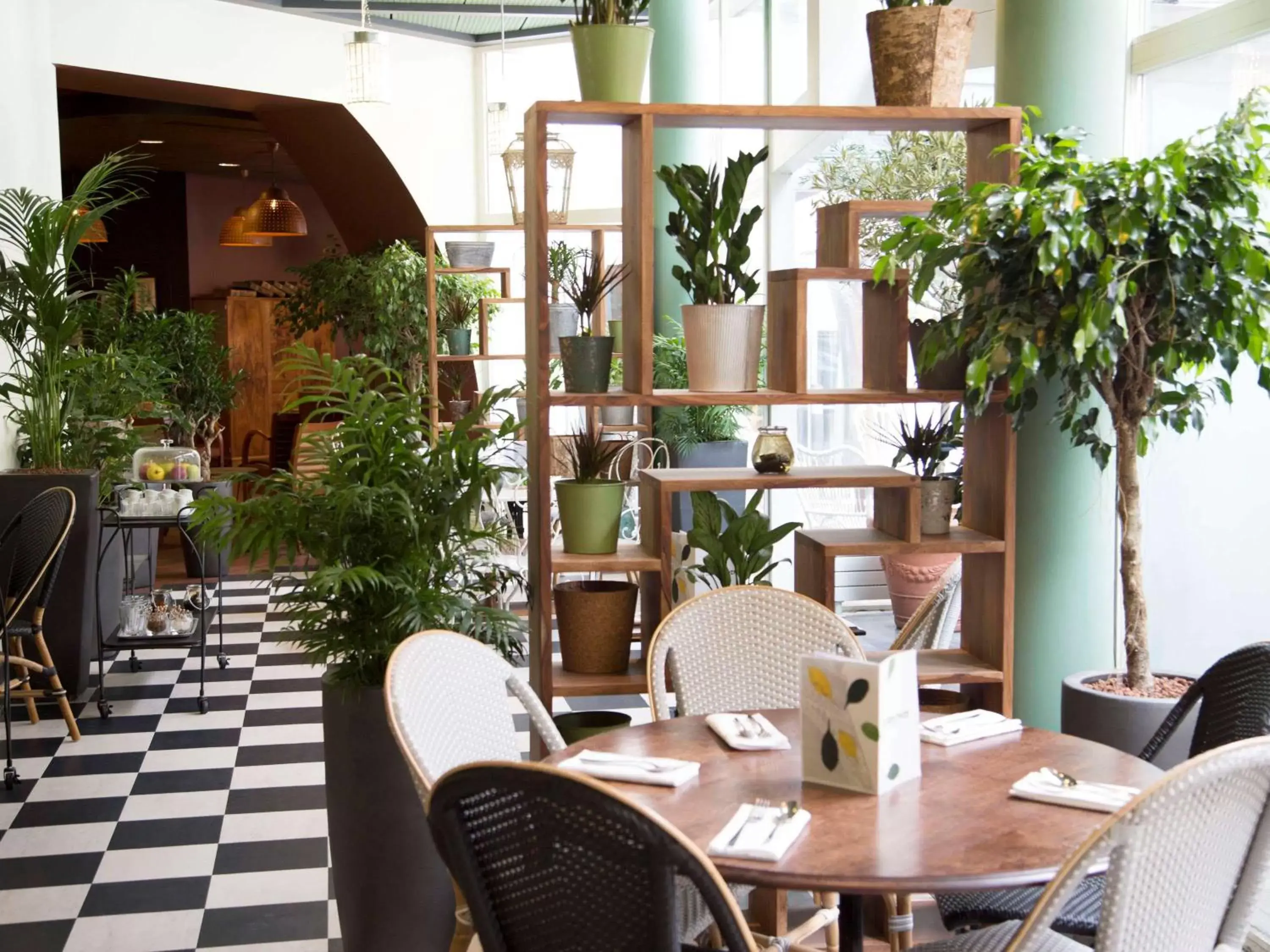 Restaurant/Places to Eat in Ibis Paris Tour Eiffel Cambronne 15ème