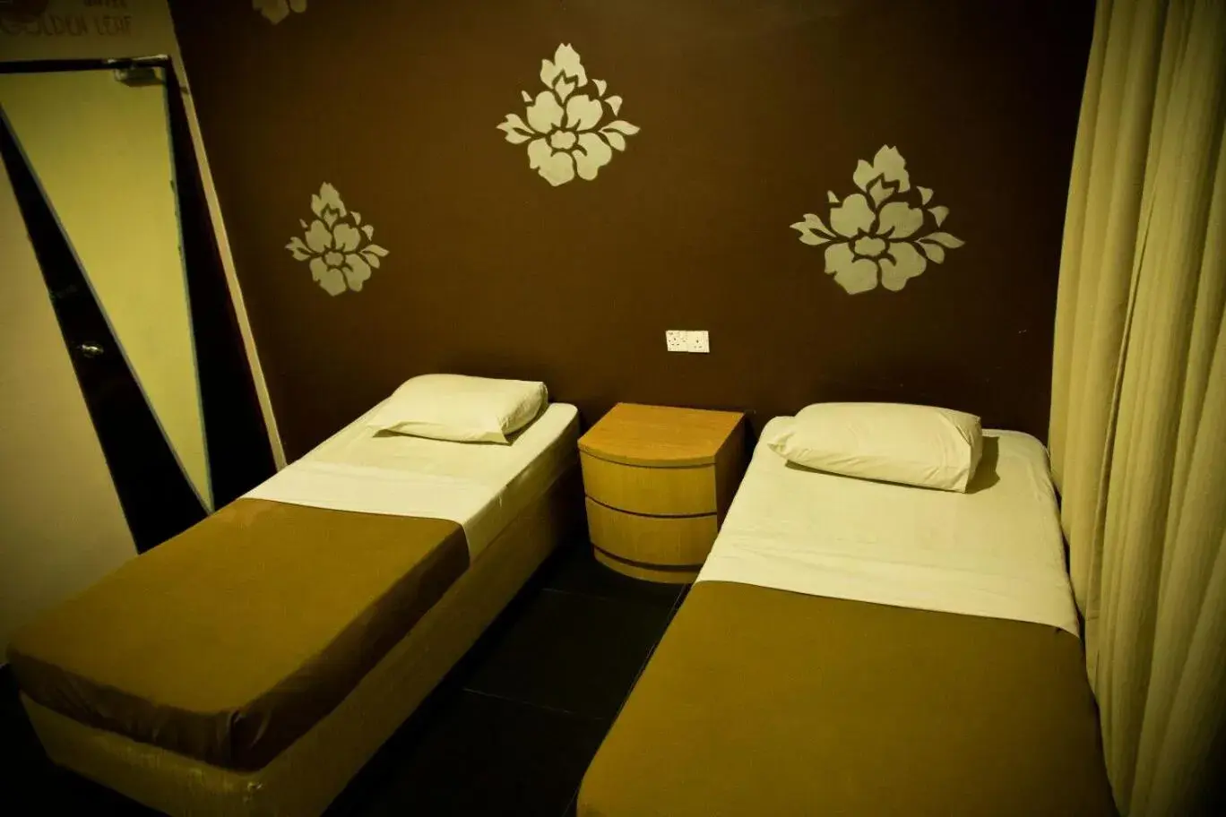 Bed in Golden Leaf Hotel Danga Bay 5 minutes Hospital Hsa,Zoo,Angsana Mall,20 minutes Utm, Legoland