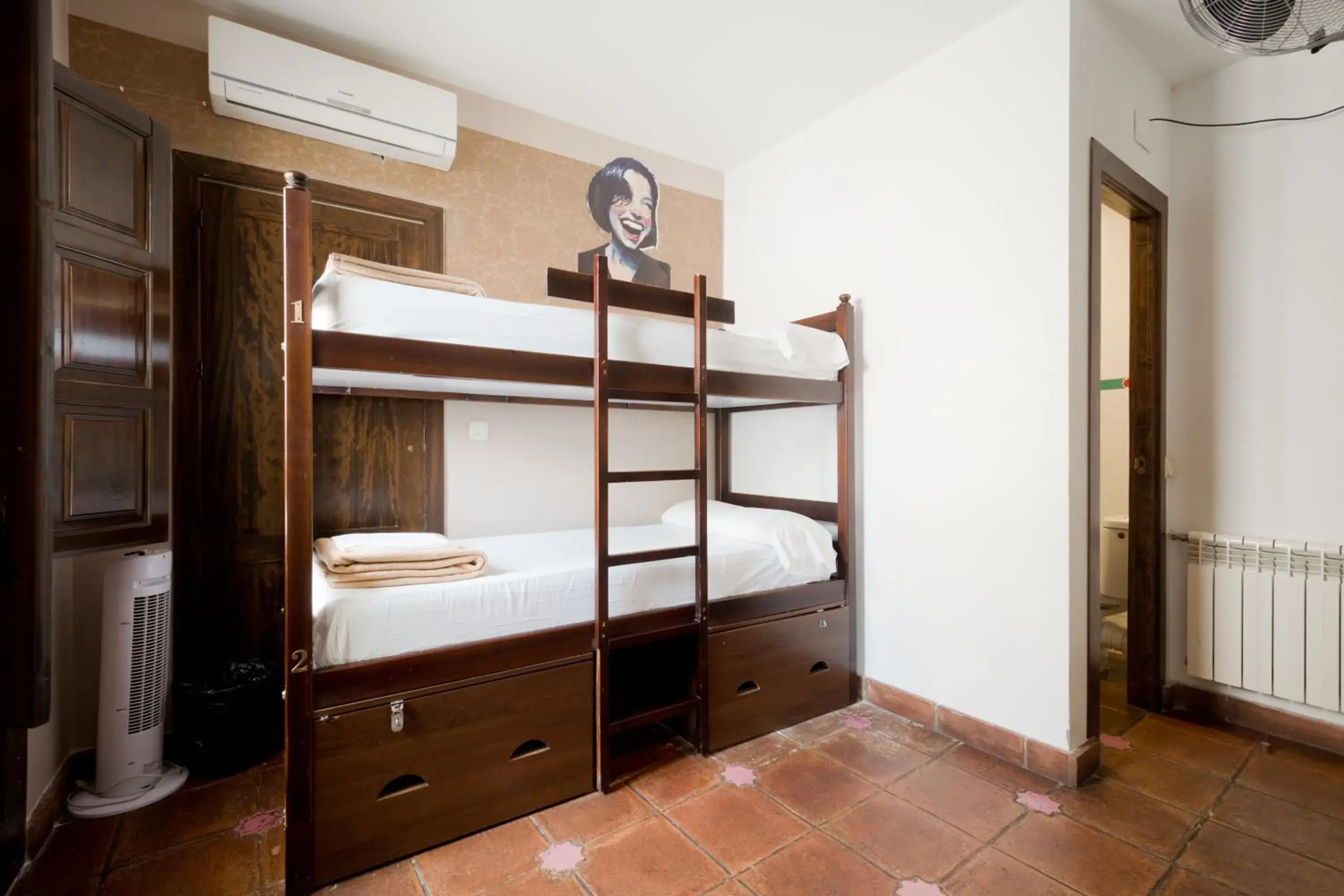 Photo of the whole room, Bunk Bed in Oasis Backpackers' Hostel Granada