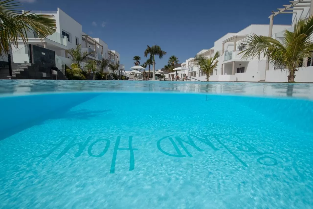 Property building, Swimming Pool in Island Home Fuerteventura