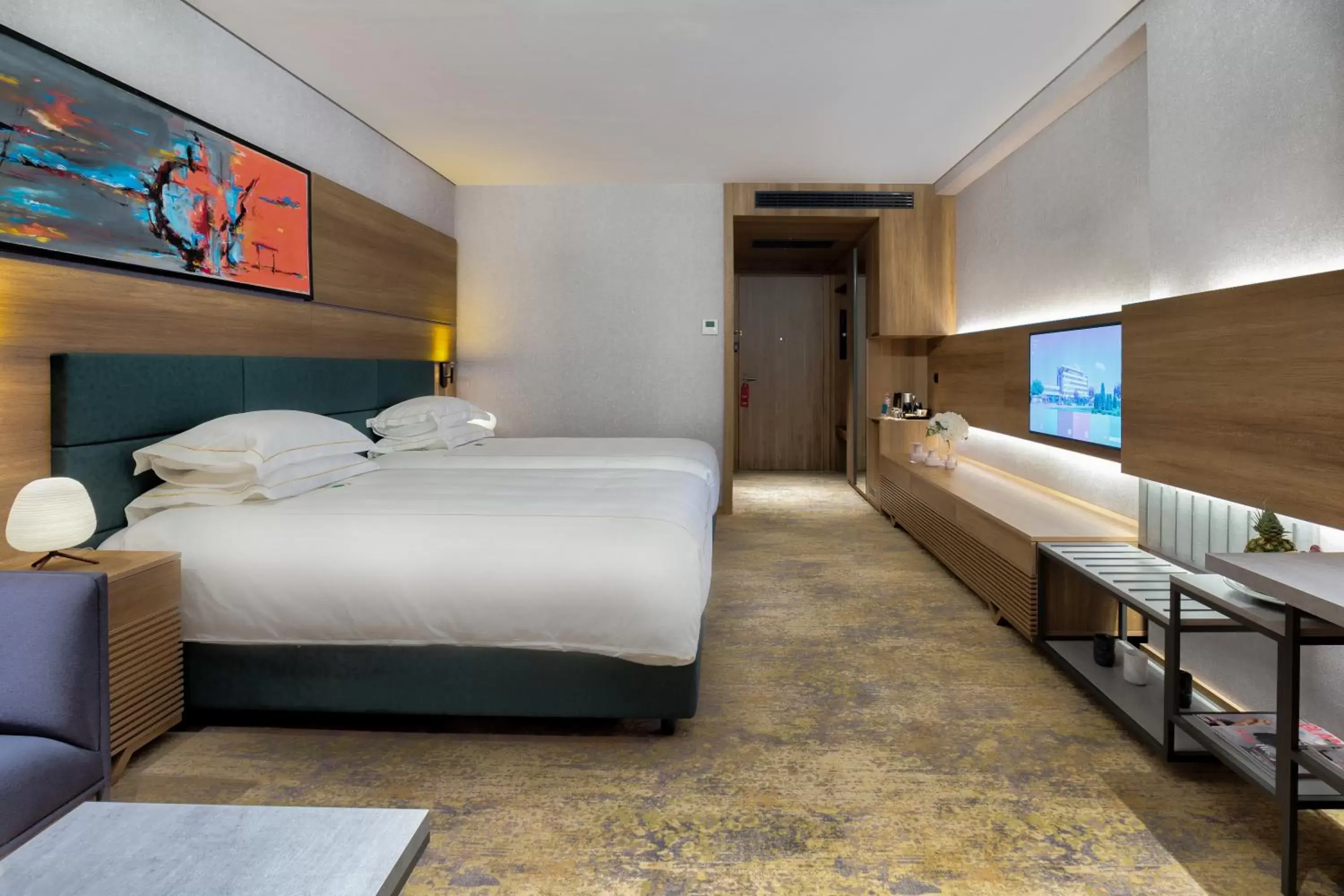 Large Twin Room in Emerald Hotel Large Twin Room in Emerald Hotel