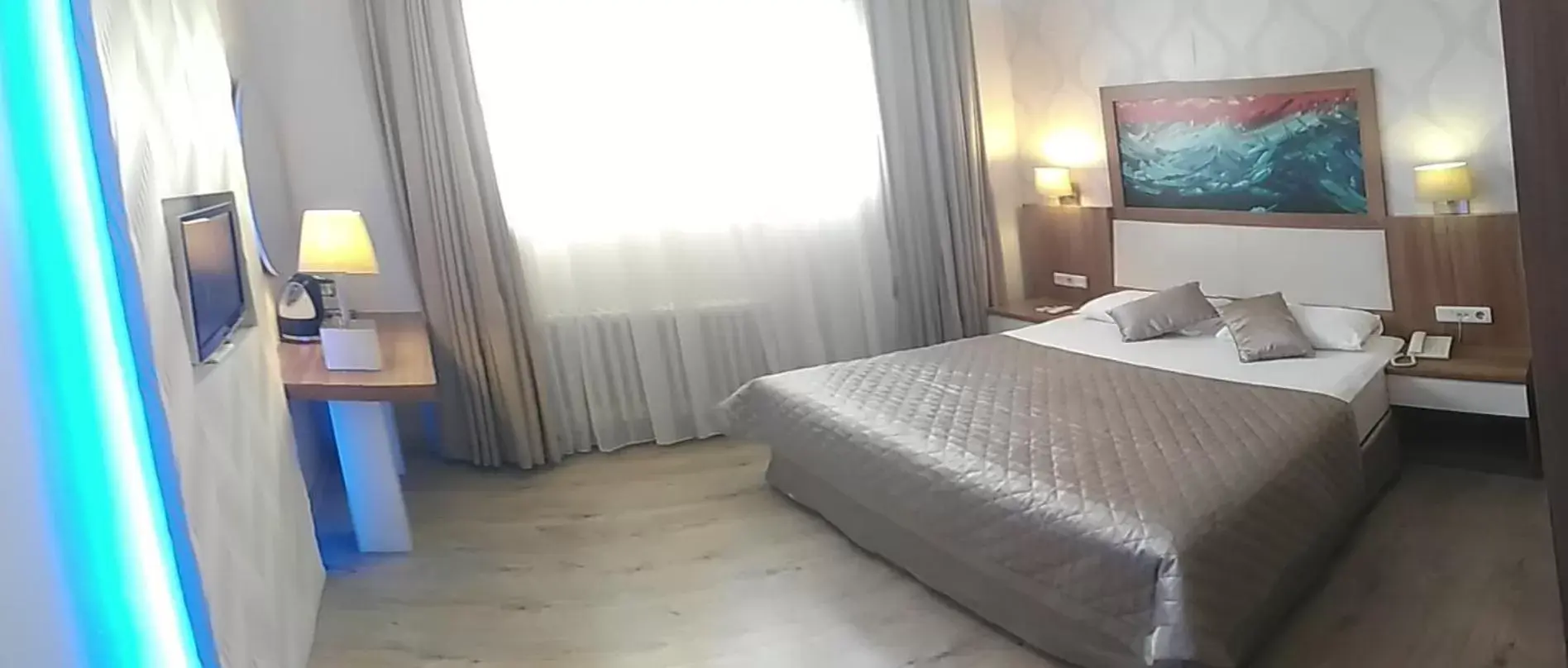 Photo of the whole room, Bed in Hotel Baylan Basmane