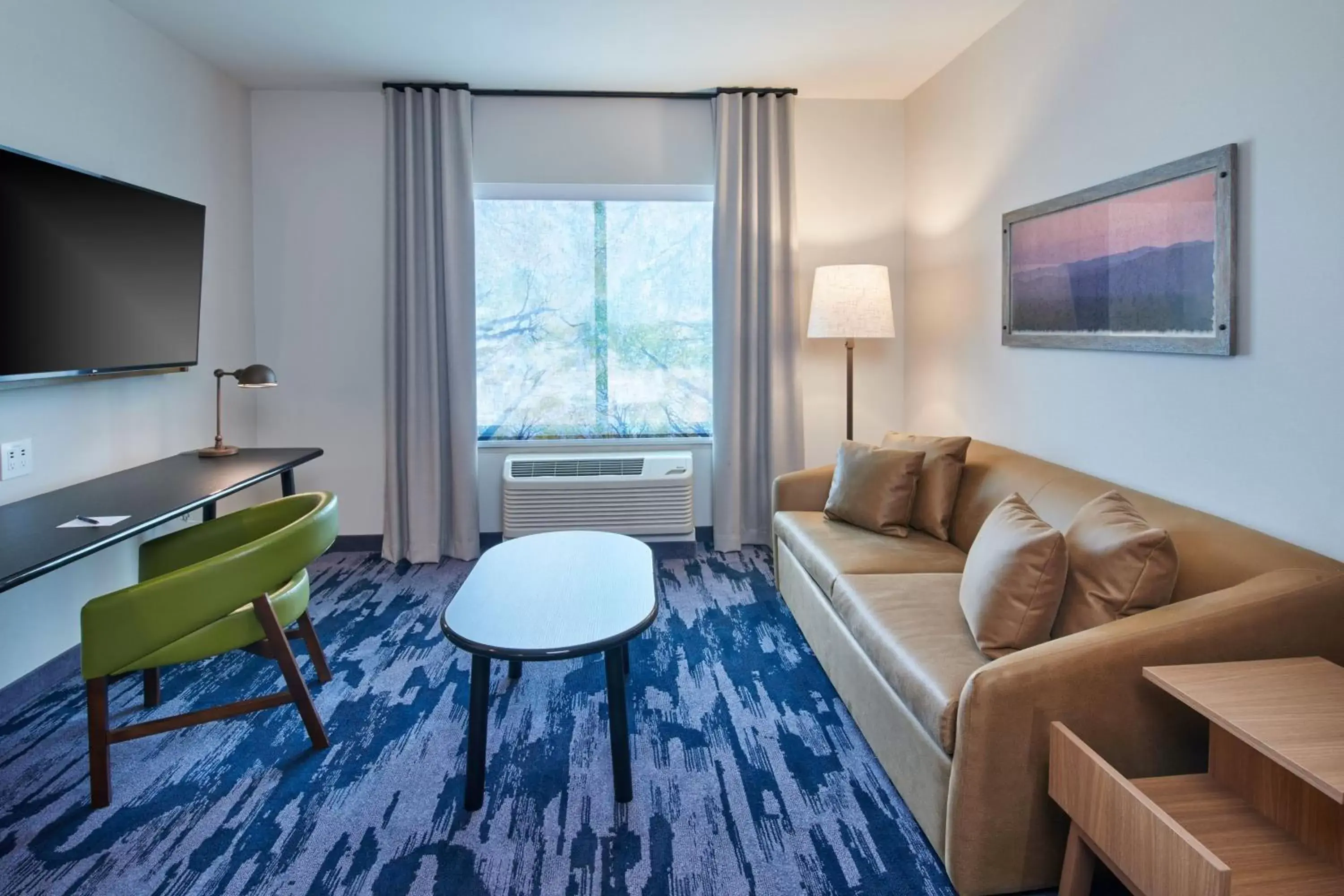 Living room, Seating Area in Fairfield Inn & Suites by Marriott Chicago O'Hare