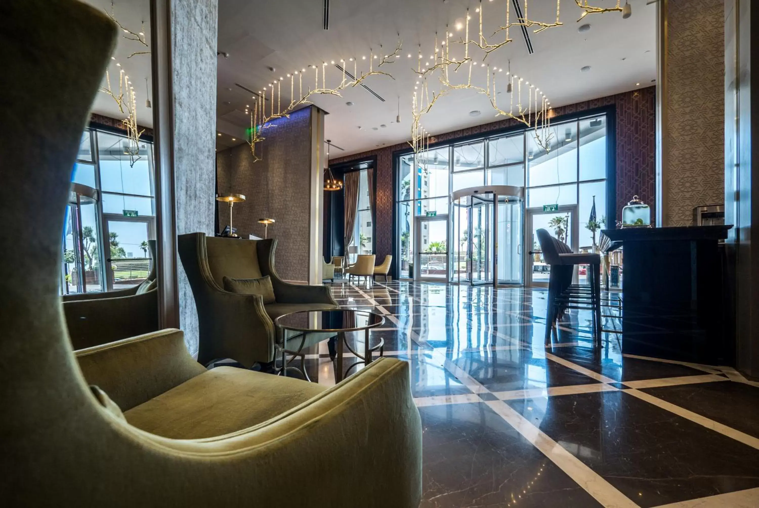 Communal lounge/ TV room, Lounge/Bar in David Tower Hotel Netanya by Prima Hotels - 16 Plus