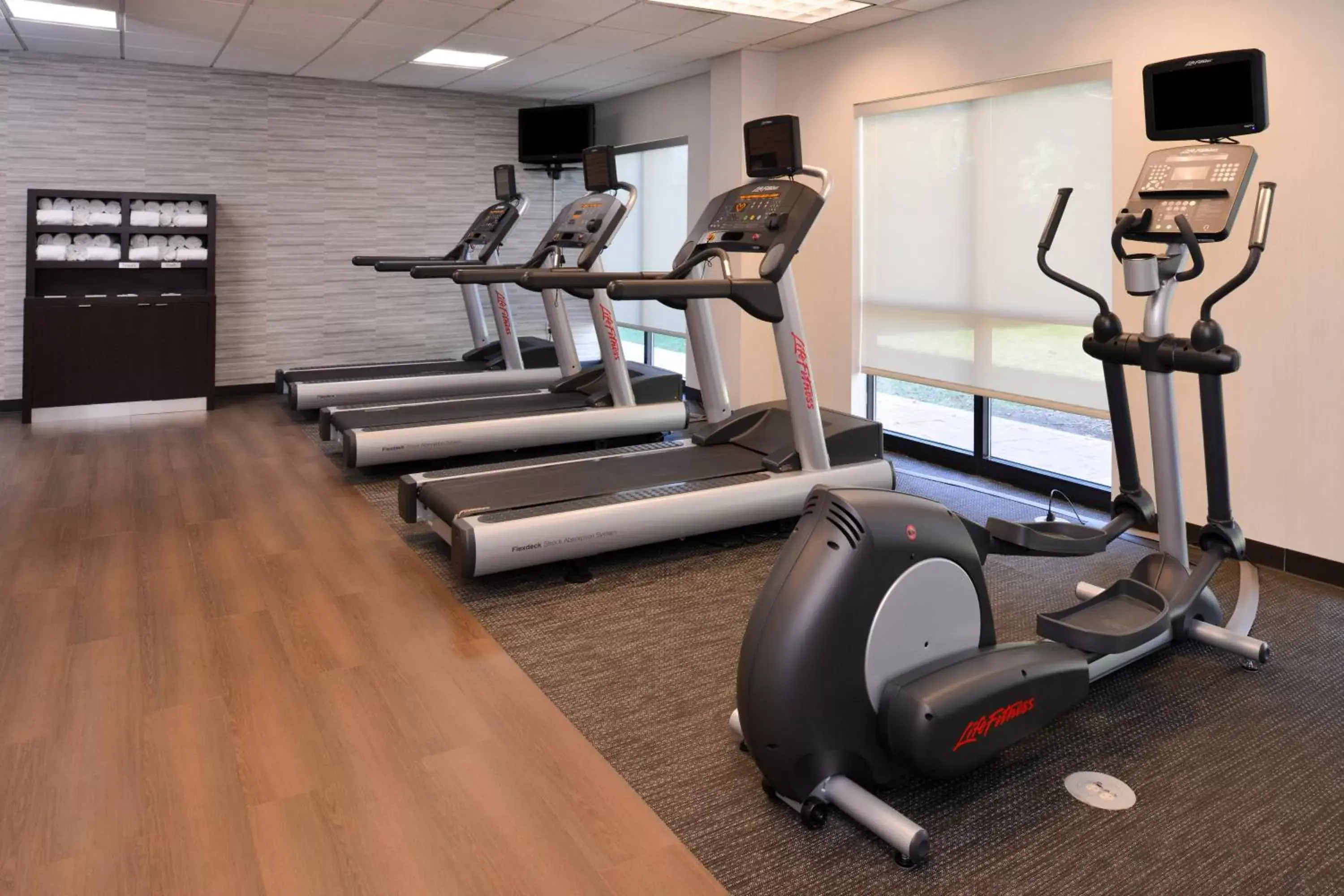Fitness centre/facilities, Fitness Center/Facilities in Courtyard Charlotte Gastonia