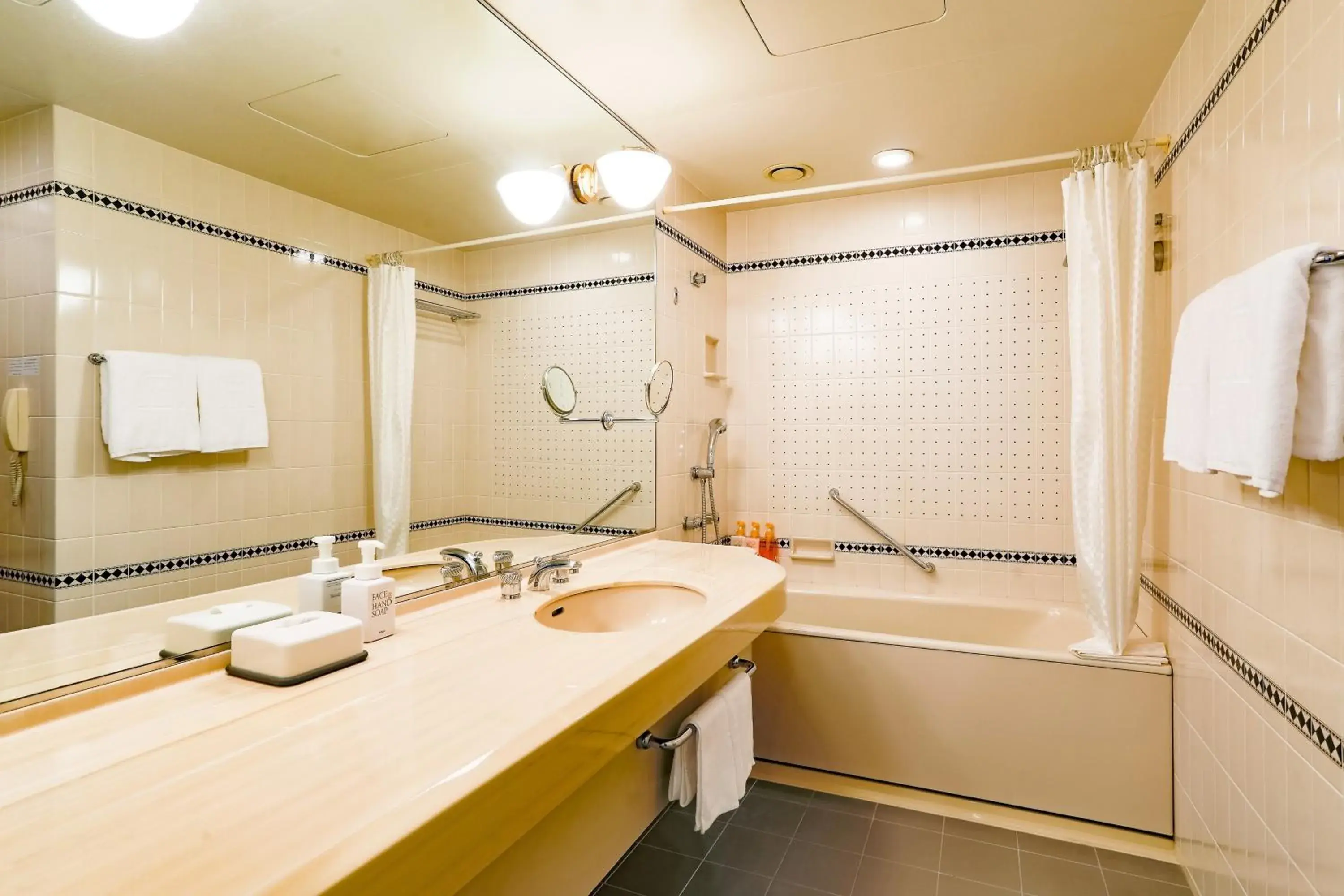 Shower, Bathroom in Rihga Royal Hotel Hiroshima