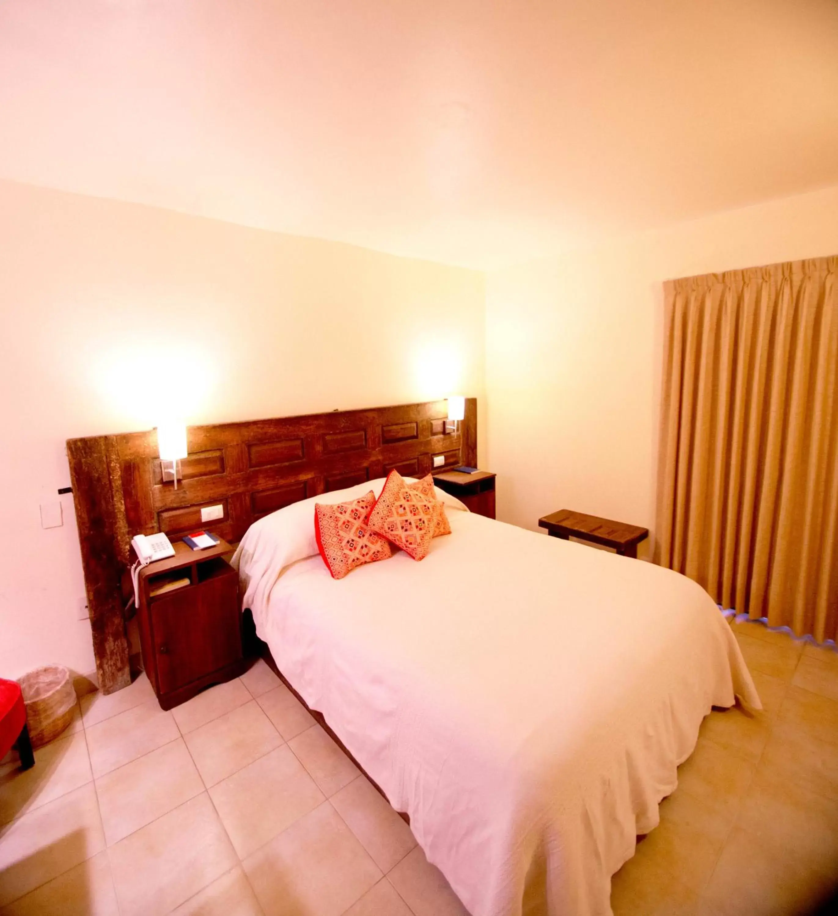 Bed, Room Photo in Hotel Casa Selah