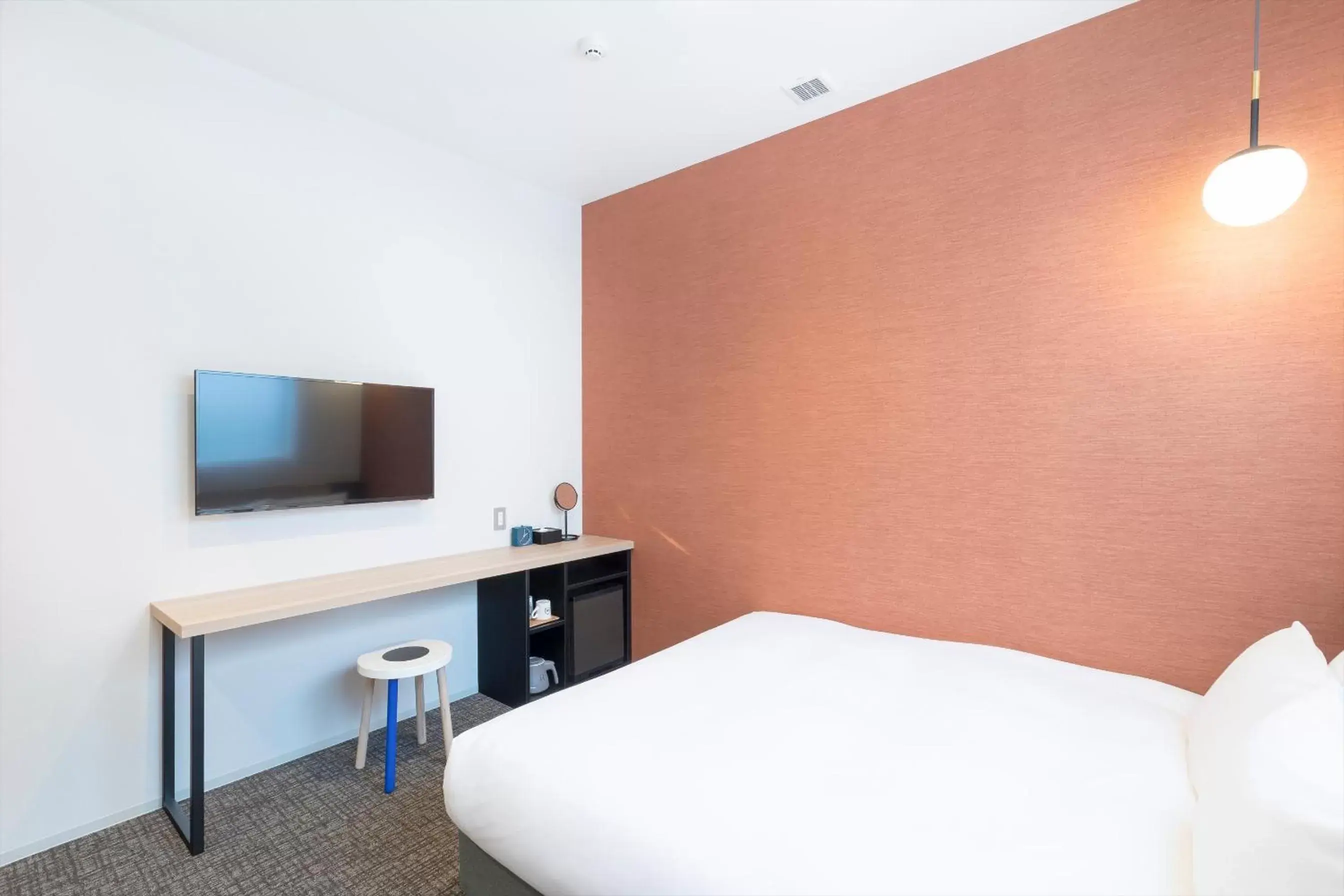 Bed in M's Hotel Sanjo Omiya Bed in M's Hotel Sanjo Omiya