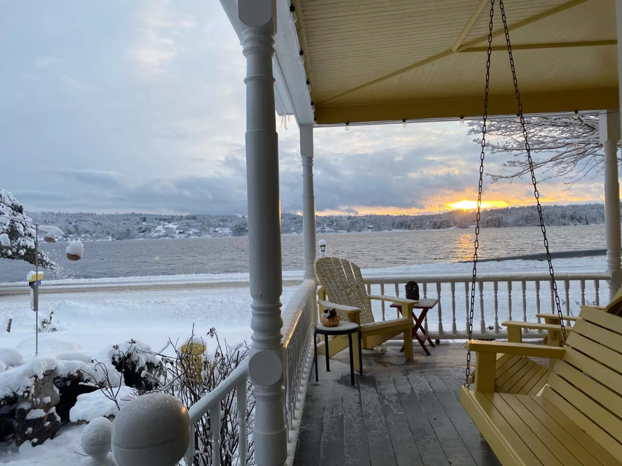 Patio in Toba's Bed & Breakfast