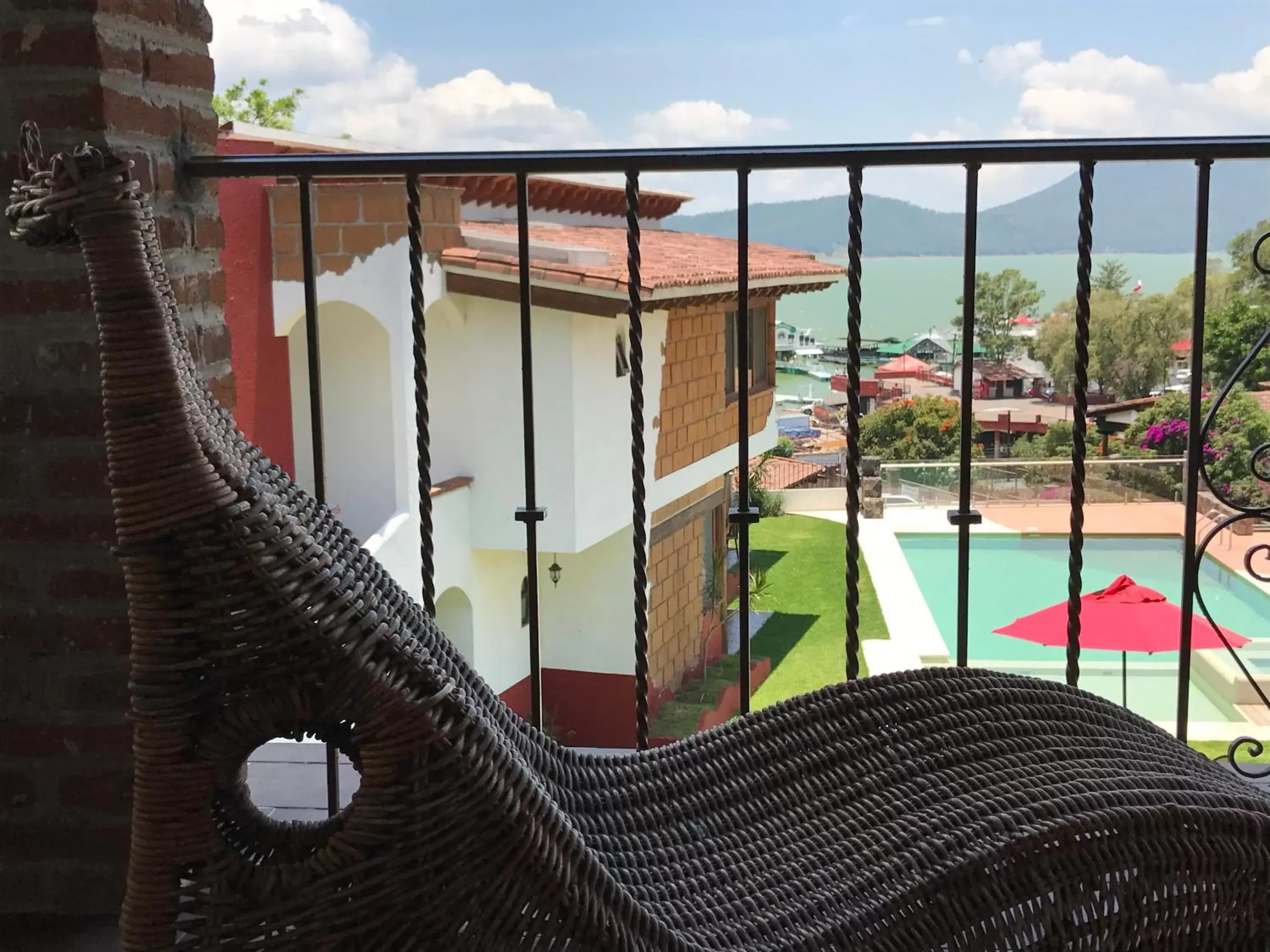 Swimming Pool in Hotel puesta del sol