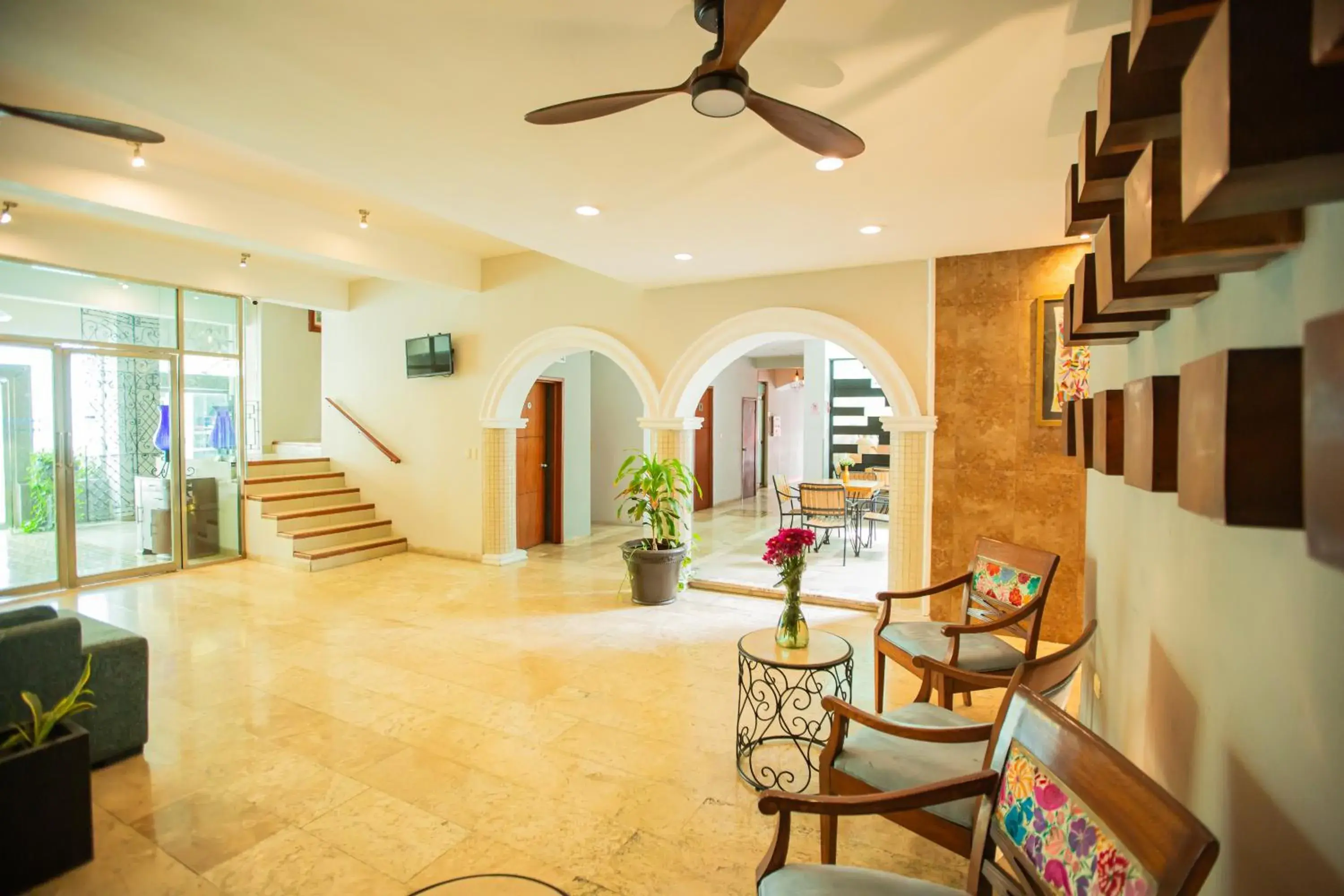 Lobby/Reception in Hotel Nacional Merida