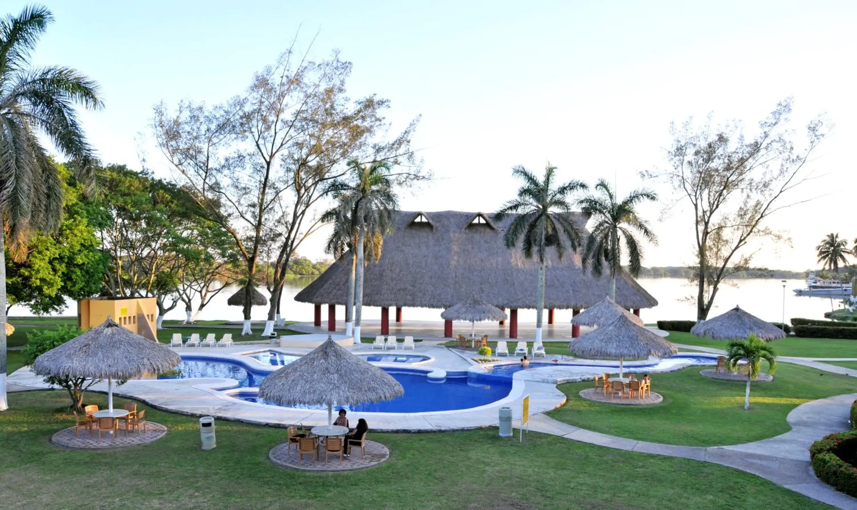 Swimming Pool in Hotel Terranova