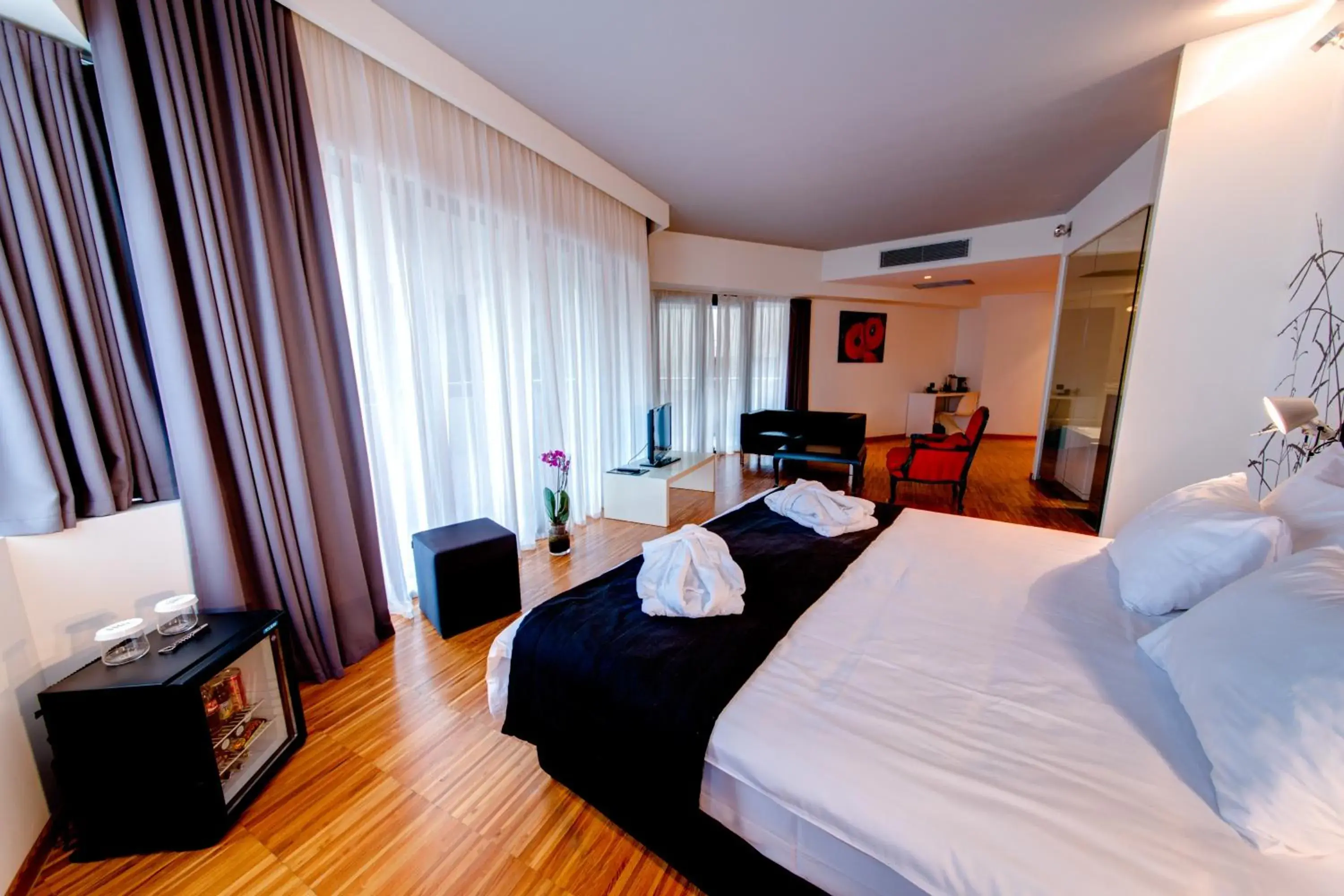 Bed in Sarroglia Hotel