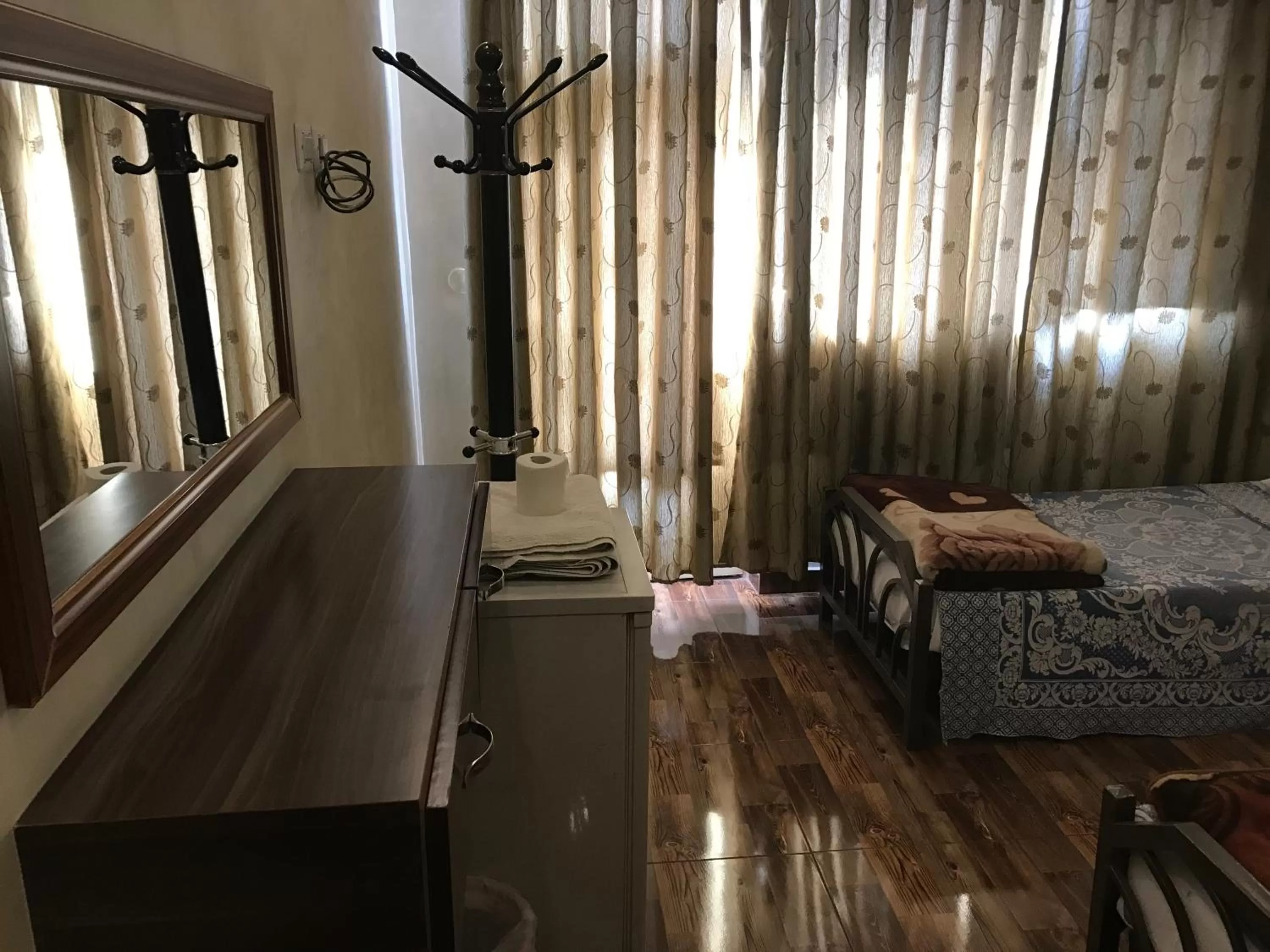 Sun Rise Hotel & Hostel & Tours