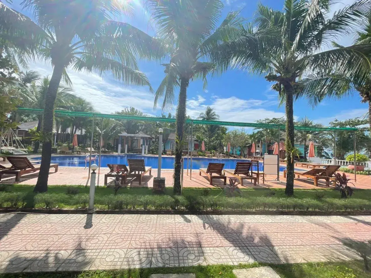 Pool view, Swimming Pool in Orange Resort
