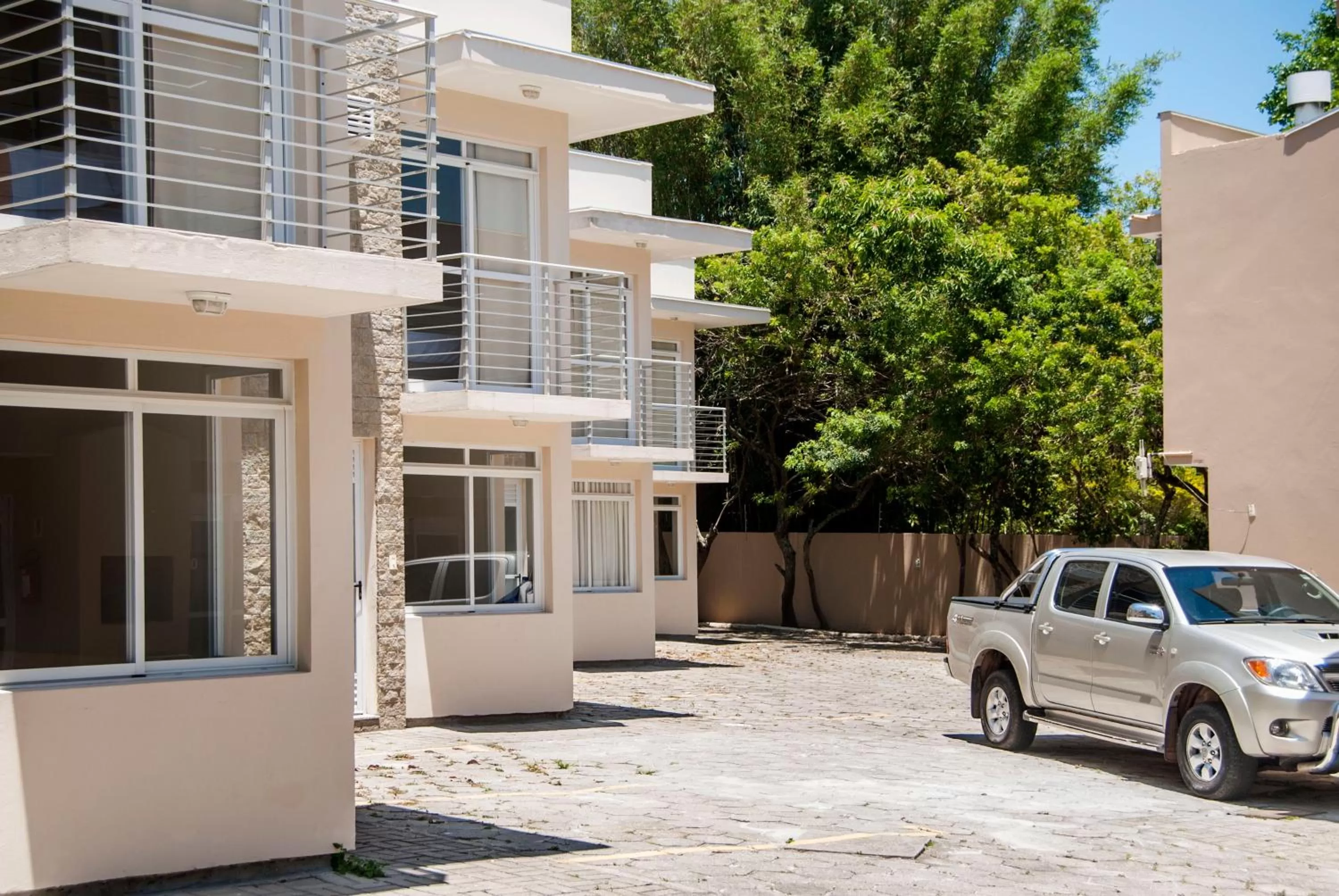 Property building in Pousada Holiday