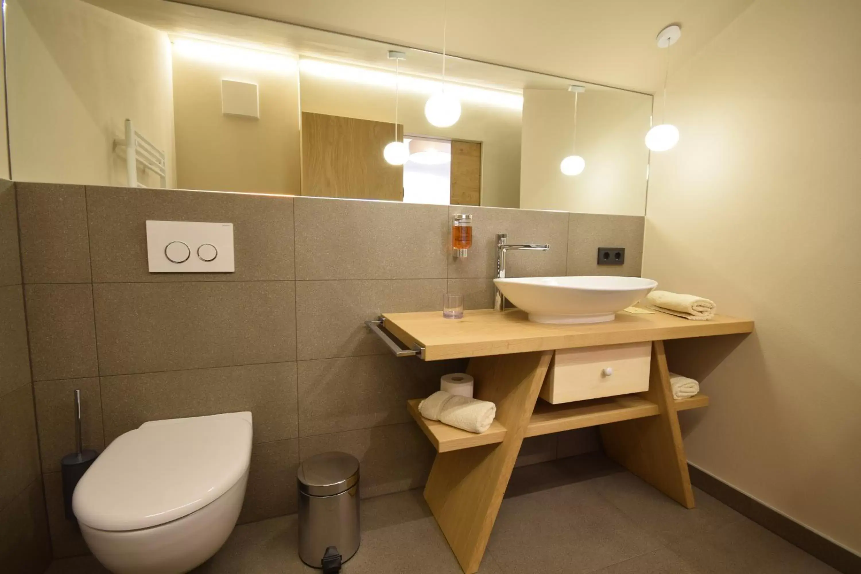 Bathroom in Hotel Gasthof Höllriegl
