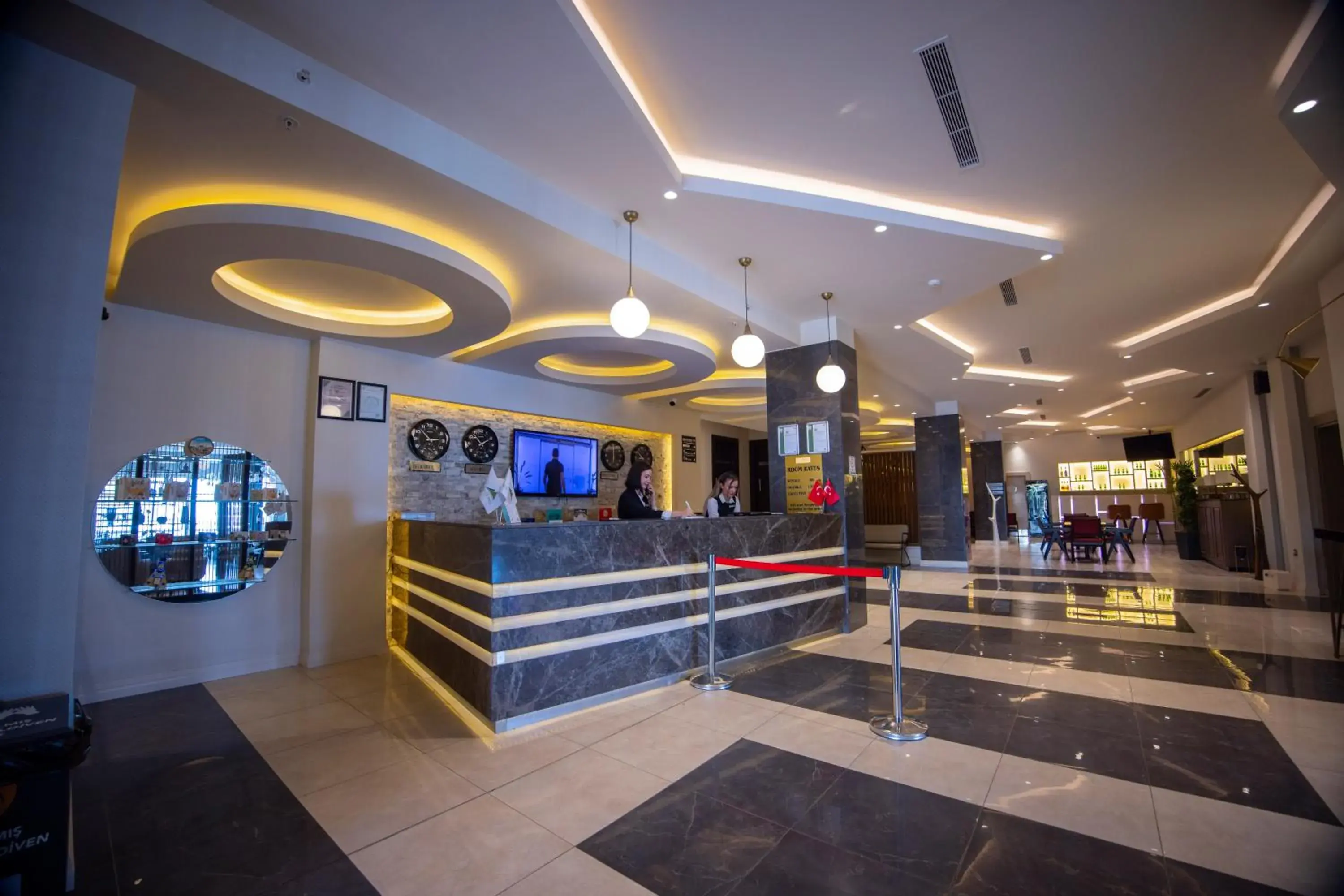 Lobby or reception in Hilly Hotel Lobby or reception in Hilly Hotel