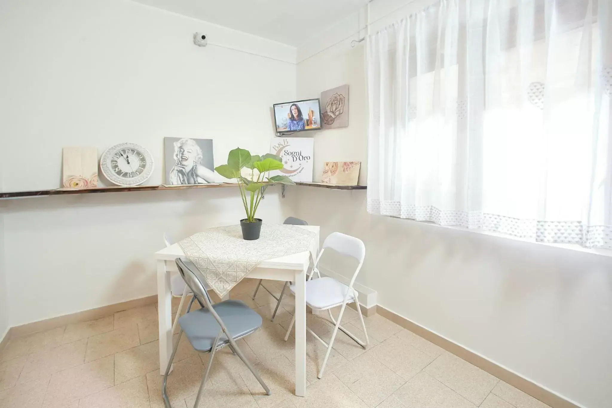 Dining Area in B&B SOGNI D'ORO