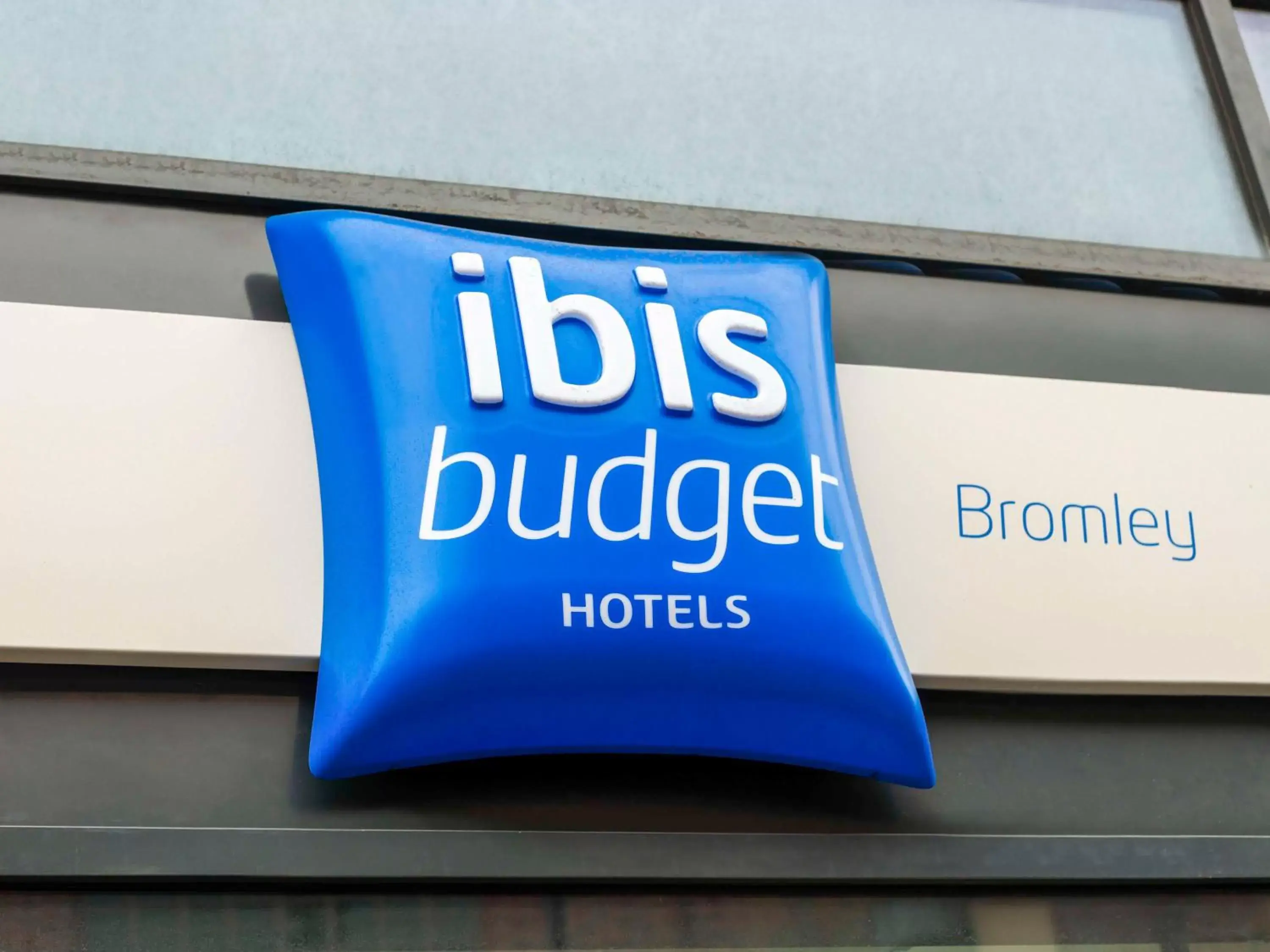 Property building in ibis budget London Bromley Town Centre