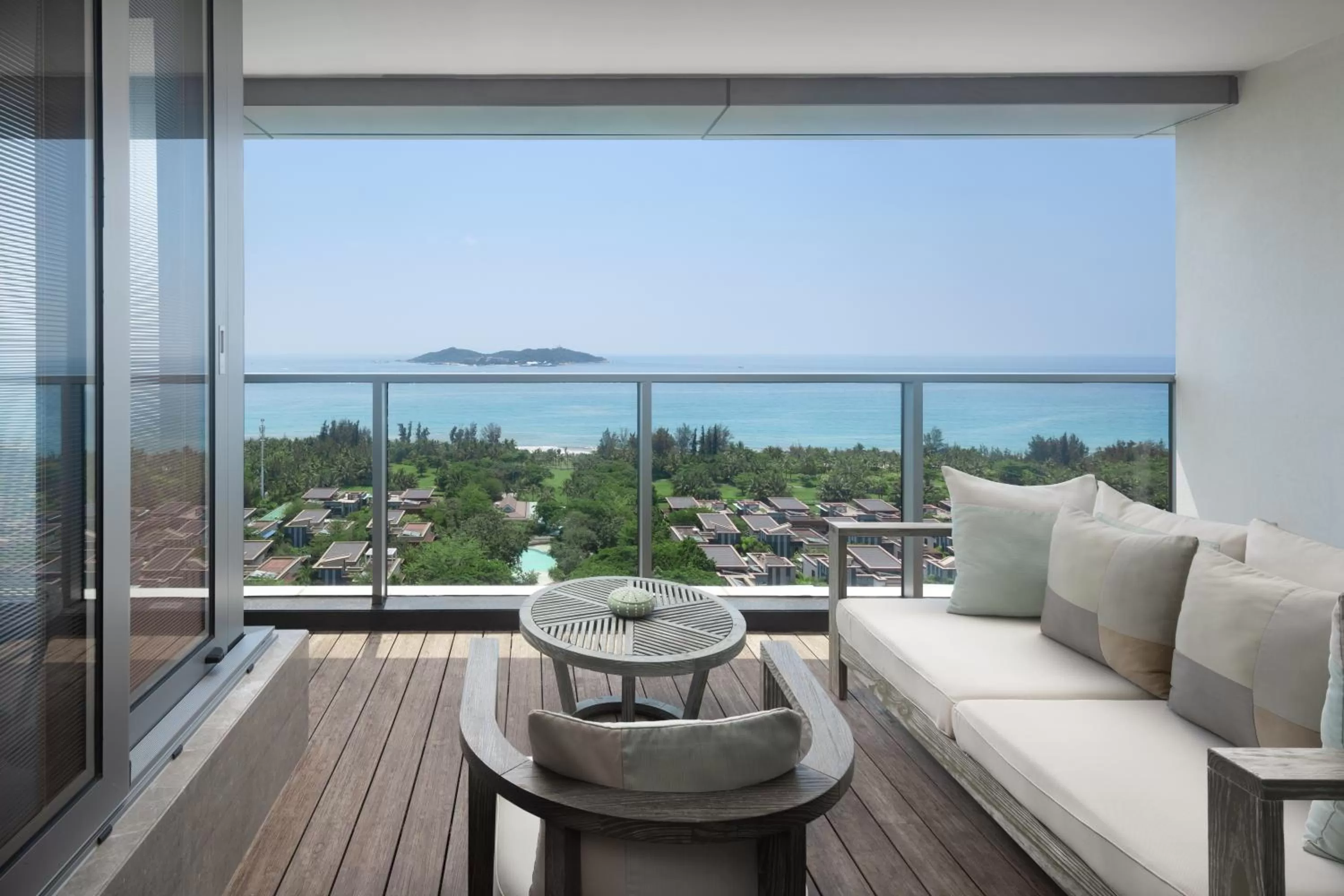 Balcony/Terrace in Rosewood Sanya