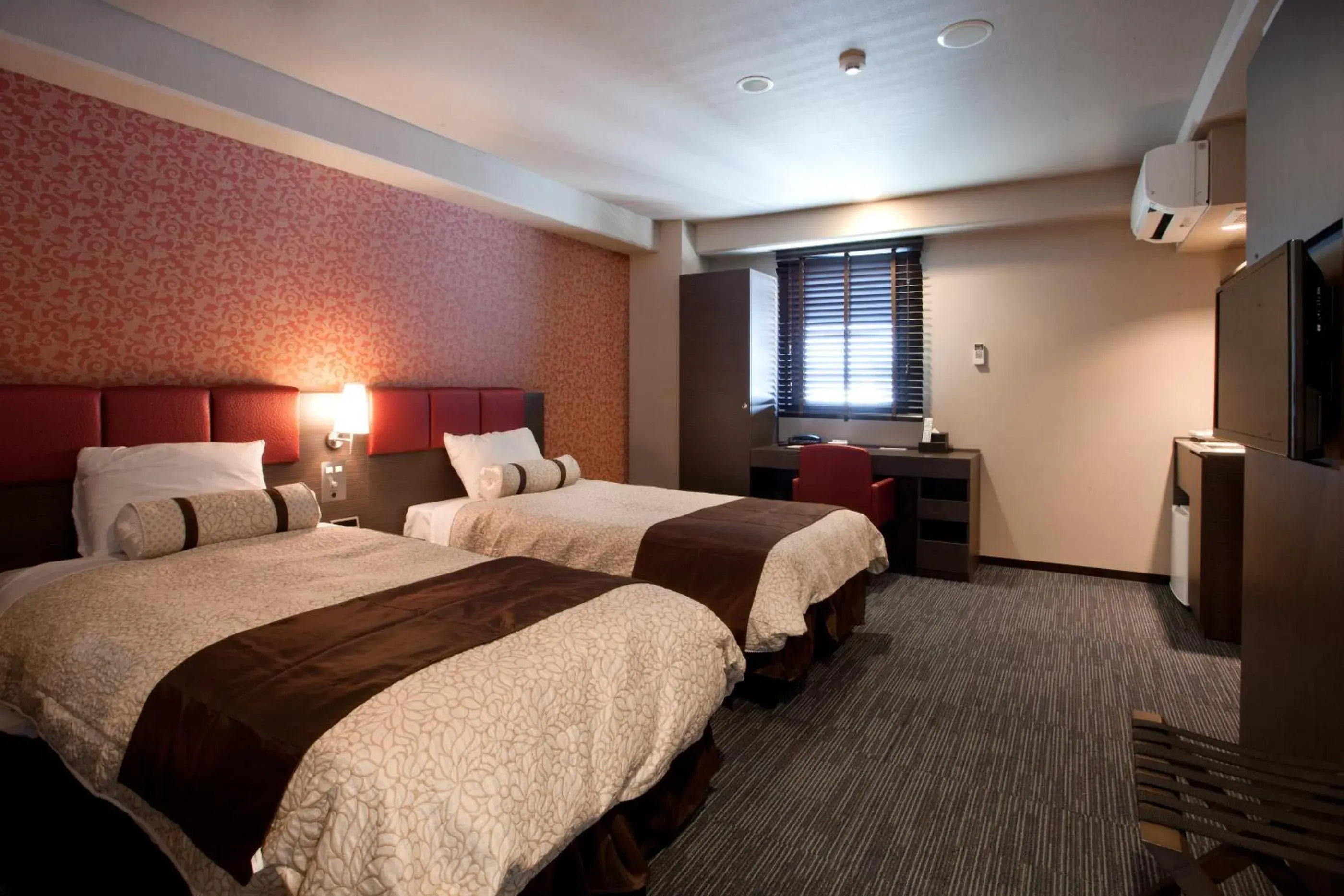 Area and facilities, Bed in Kuretake Inn Premium Shizuoka Ekimae