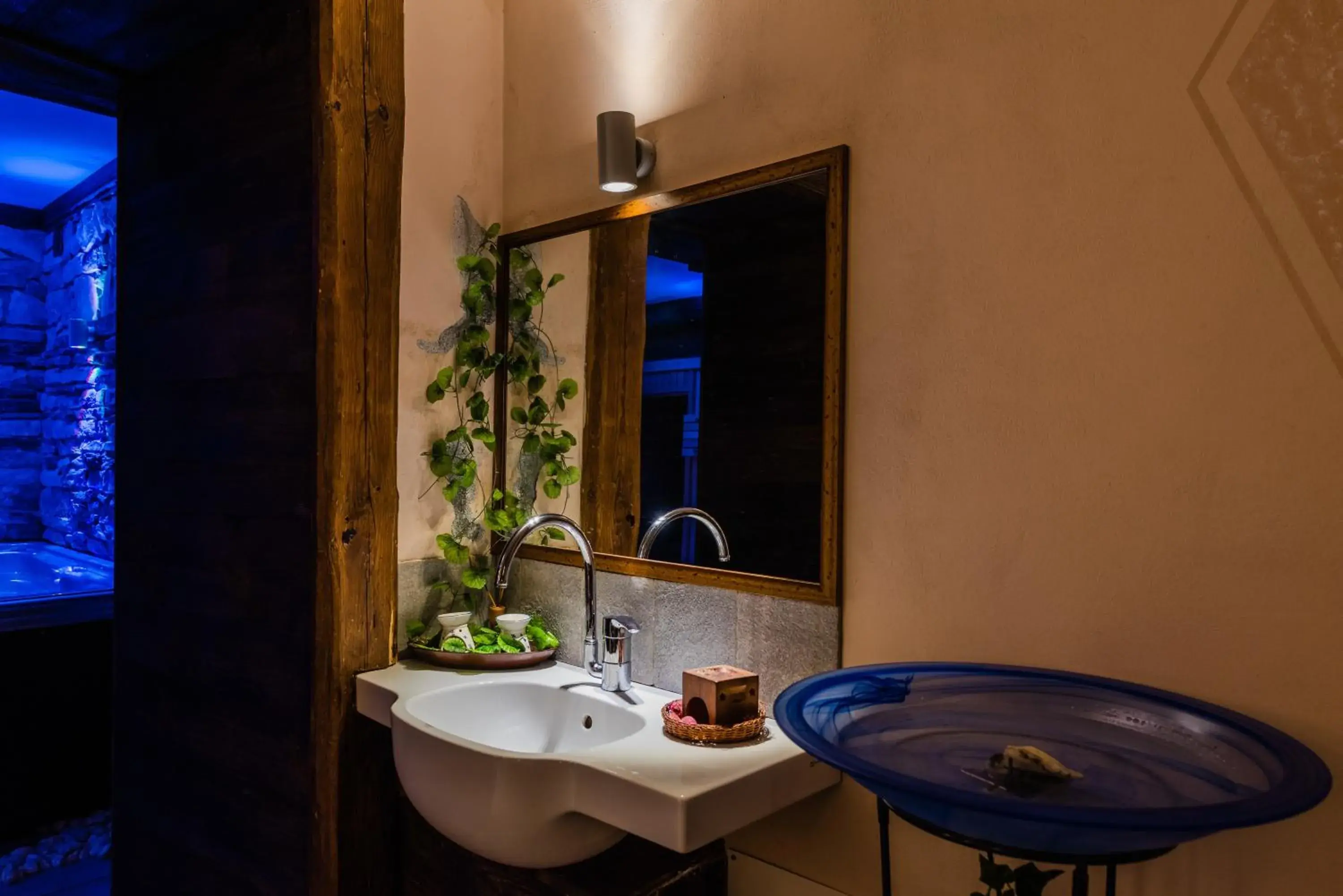 Spa and wellness centre/facilities, Bathroom in Hotel Au Soleil