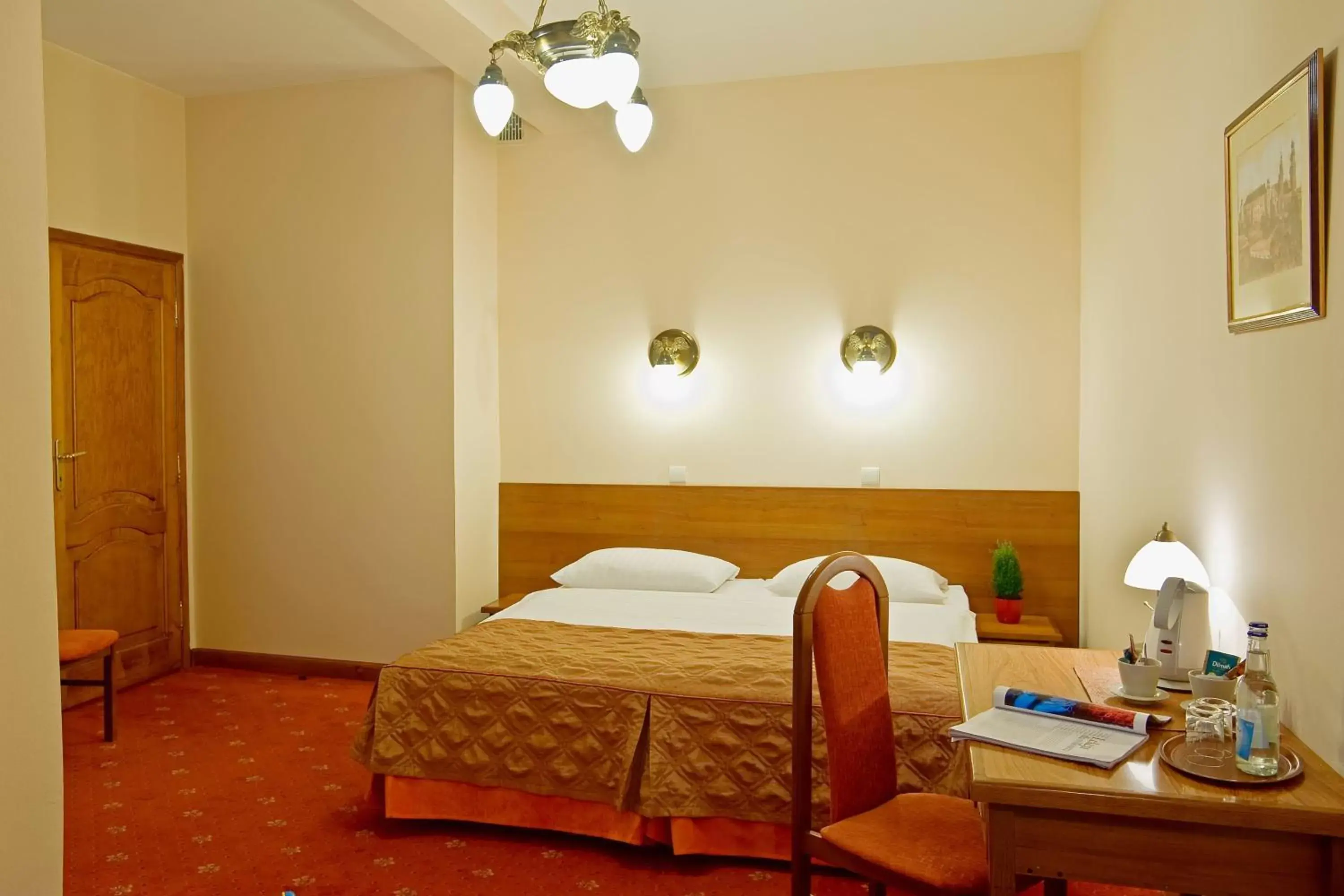 Bed in Hotel Regent Bed in Hotel Regent